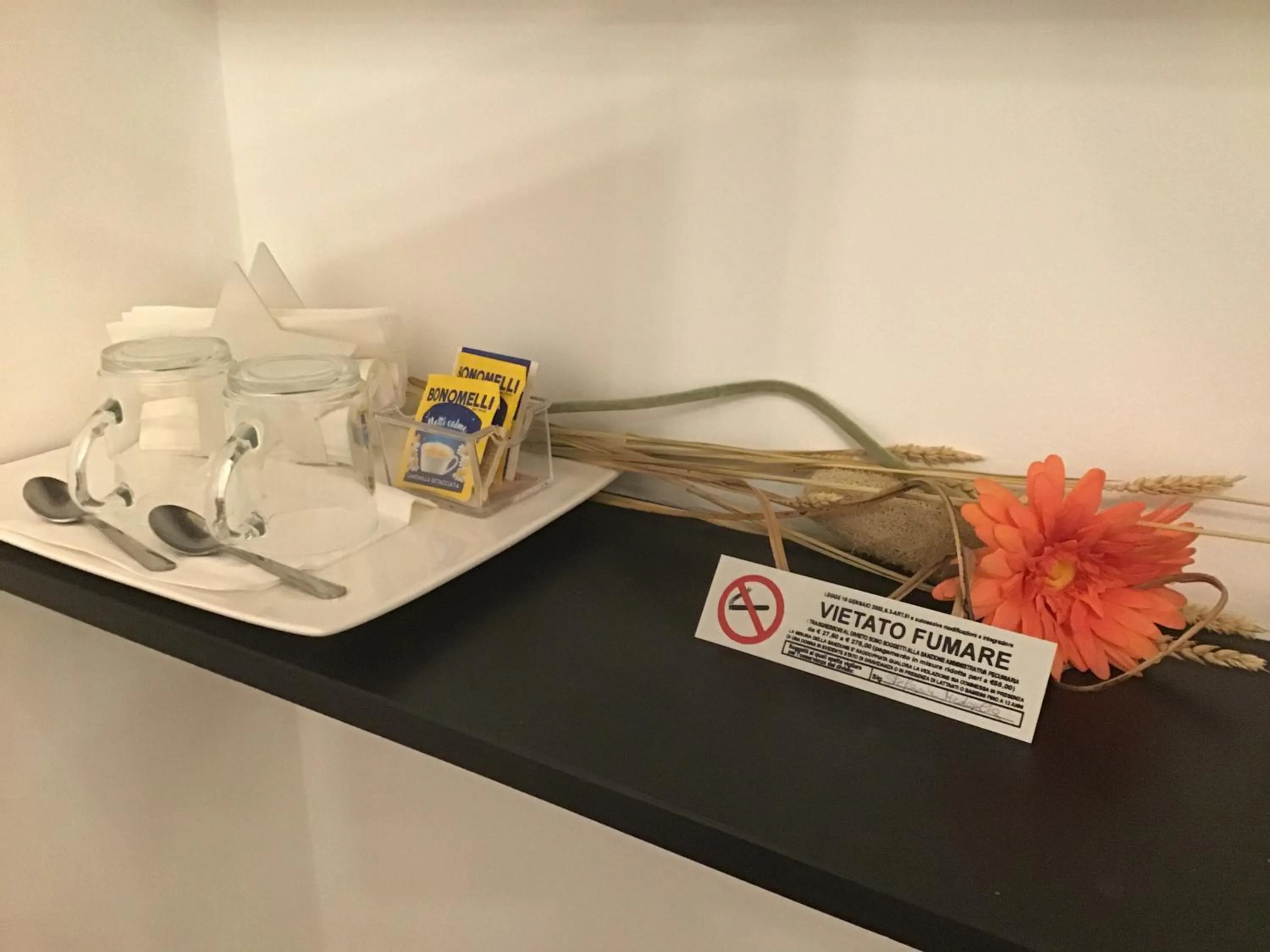 Coffee/tea facilities in B&B Lercari