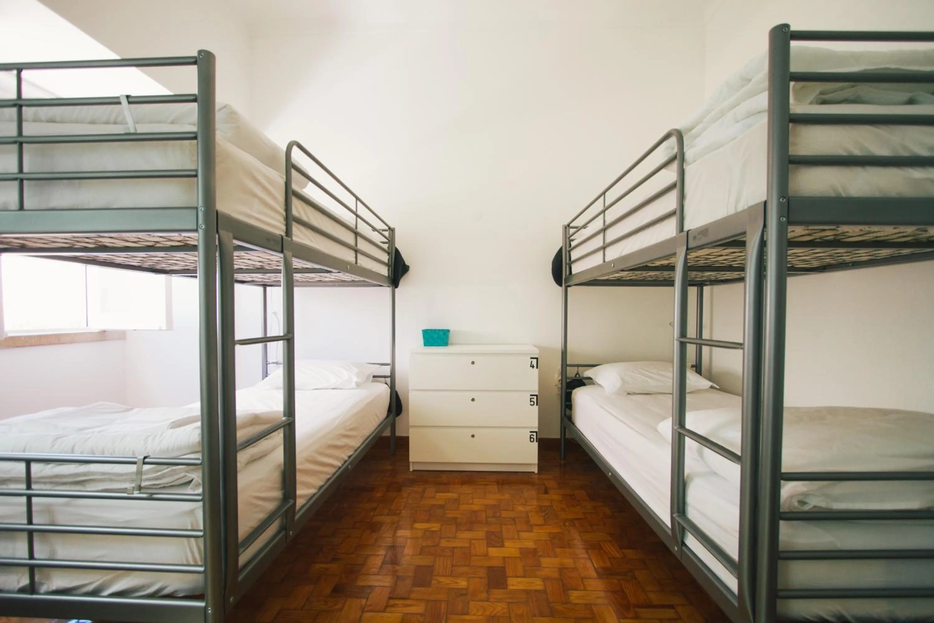 bunk bed, Bed in PTM DownTown Hostel&Suites