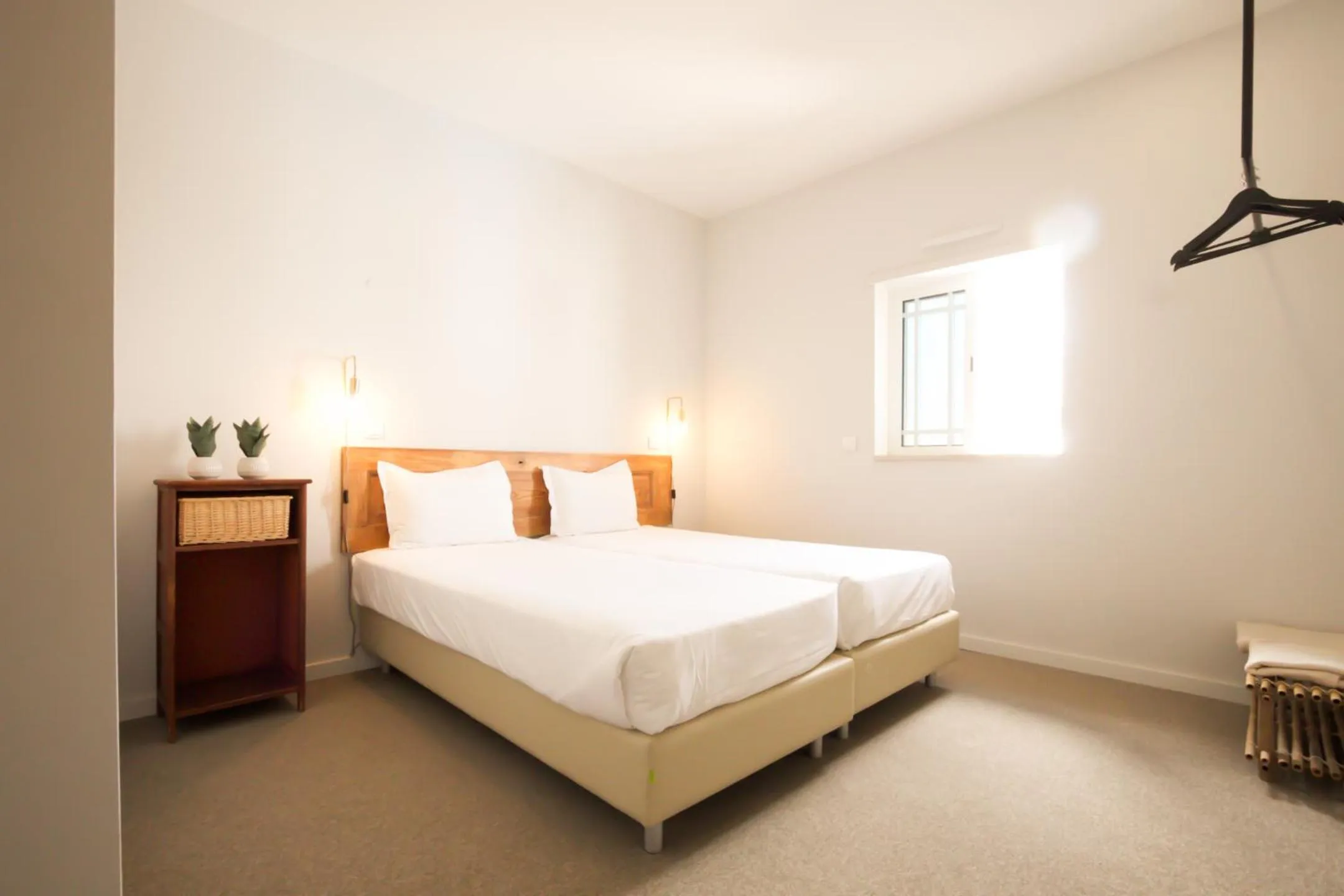 Bedroom, Bed in PTM DownTown Hostel&Suites