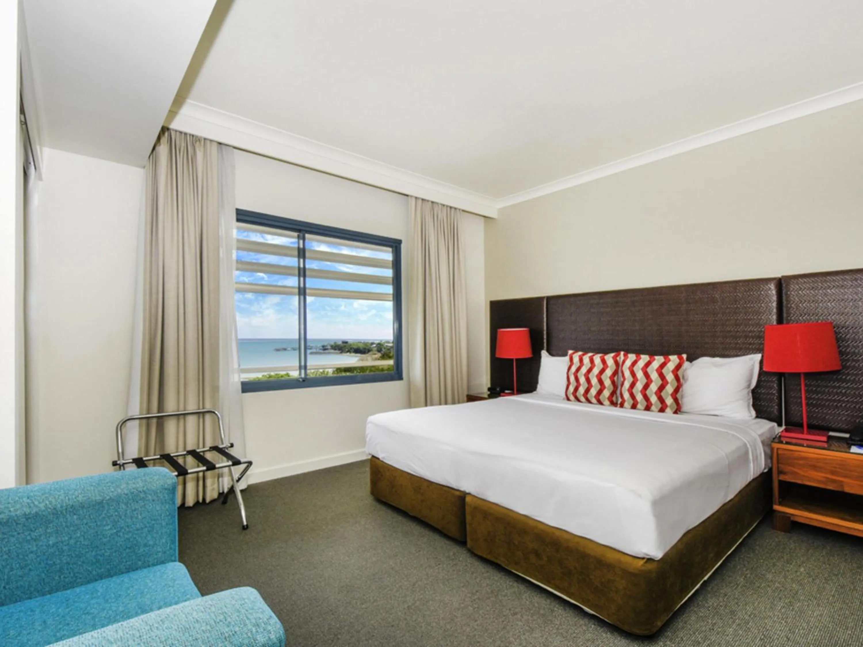 Bedroom, Bed in Mantra on The Esplanade