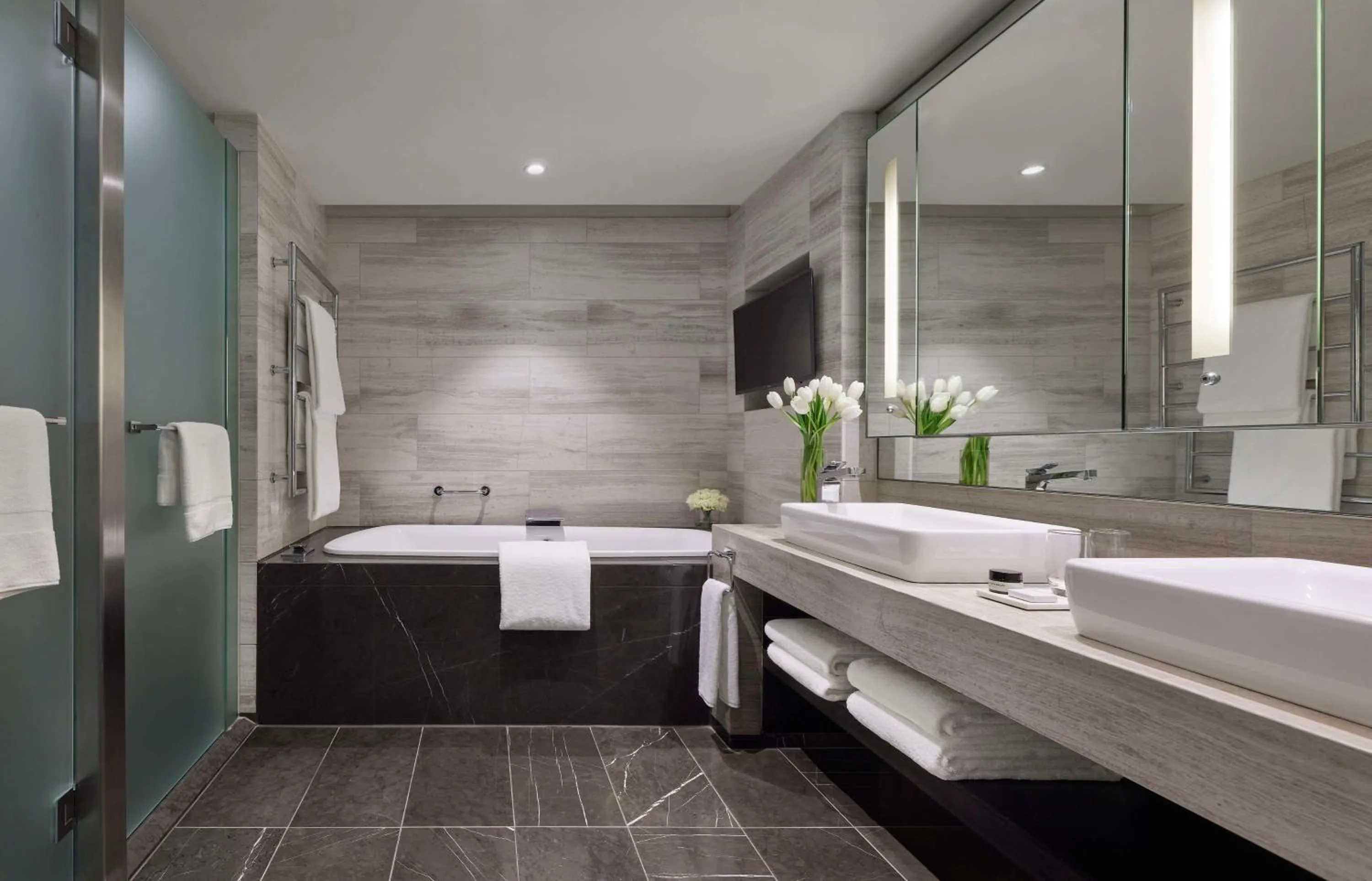 Bathroom in Grand Hyatt Melbourne