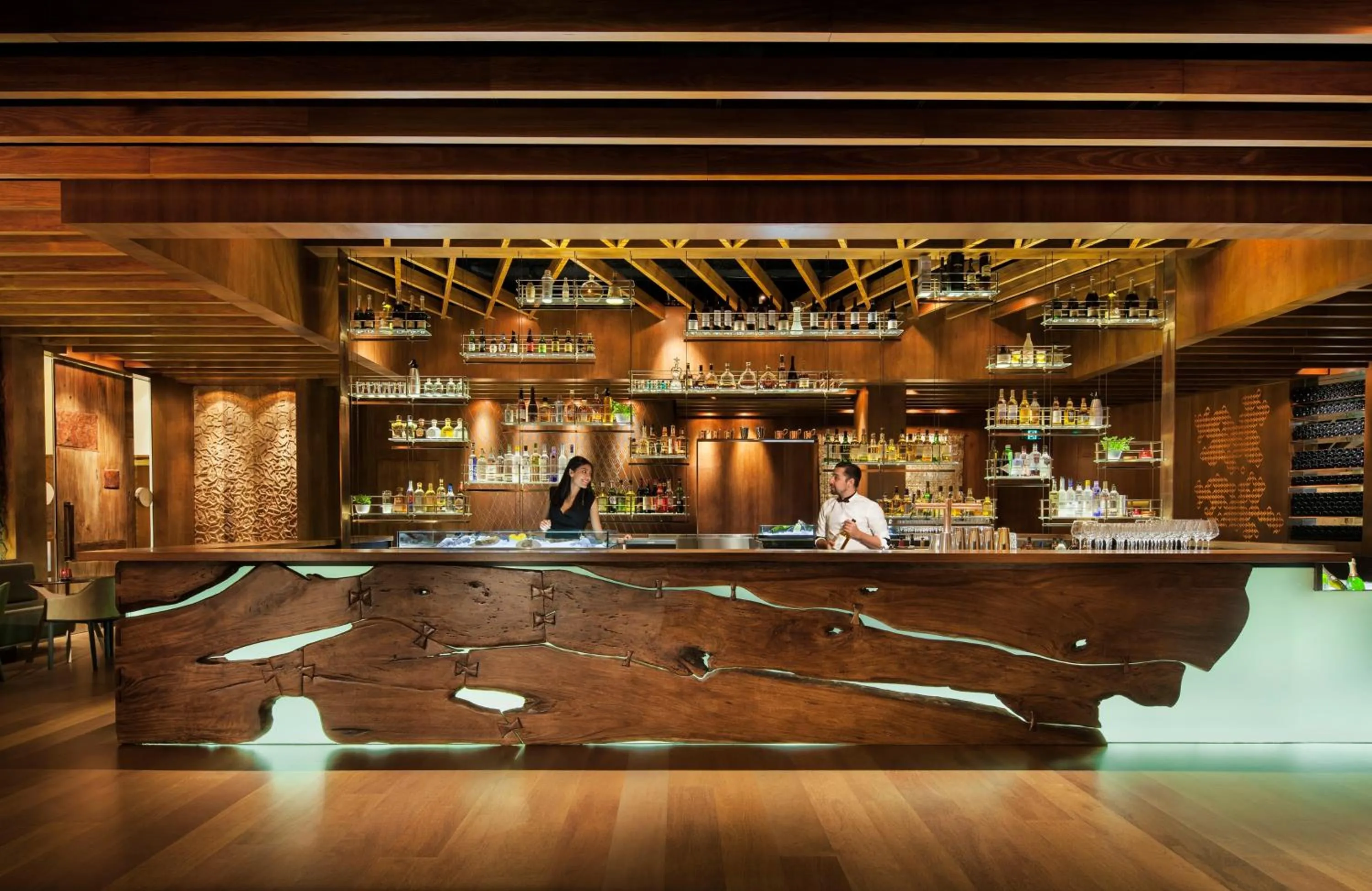 Lounge or bar in Four Seasons Hotel Sydney