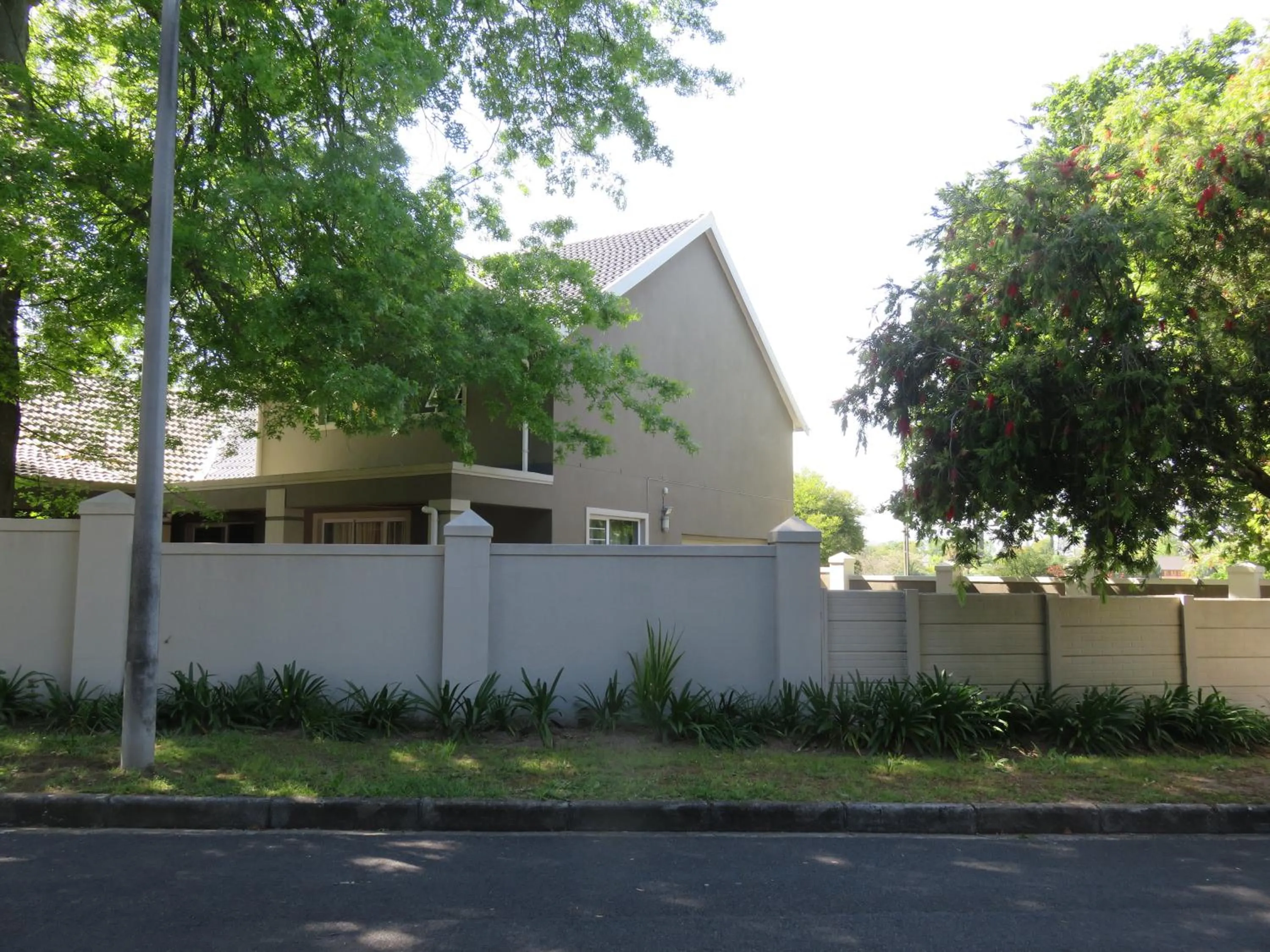 Property building in Milas Place