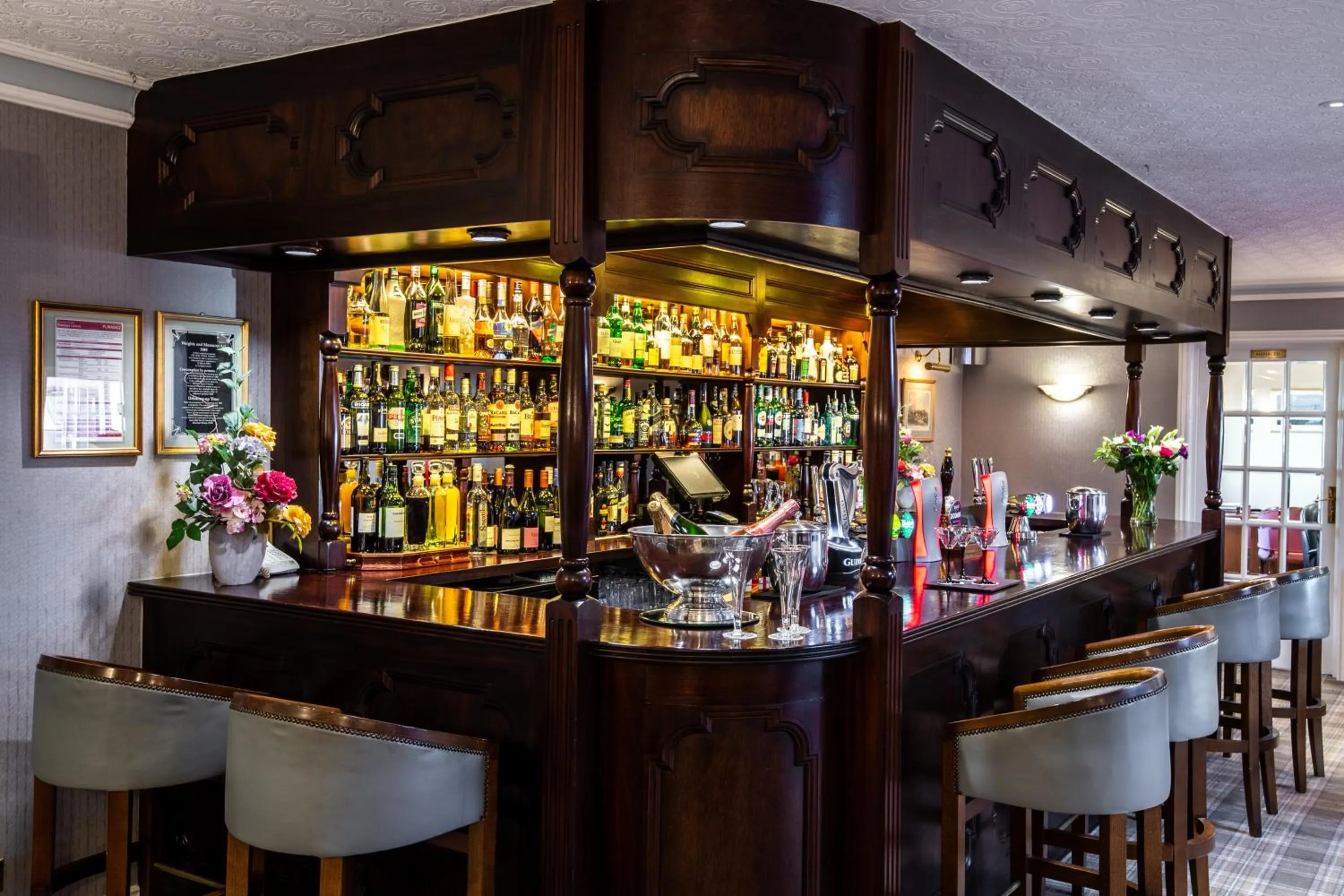 Lounge or bar in Hotel Riviera