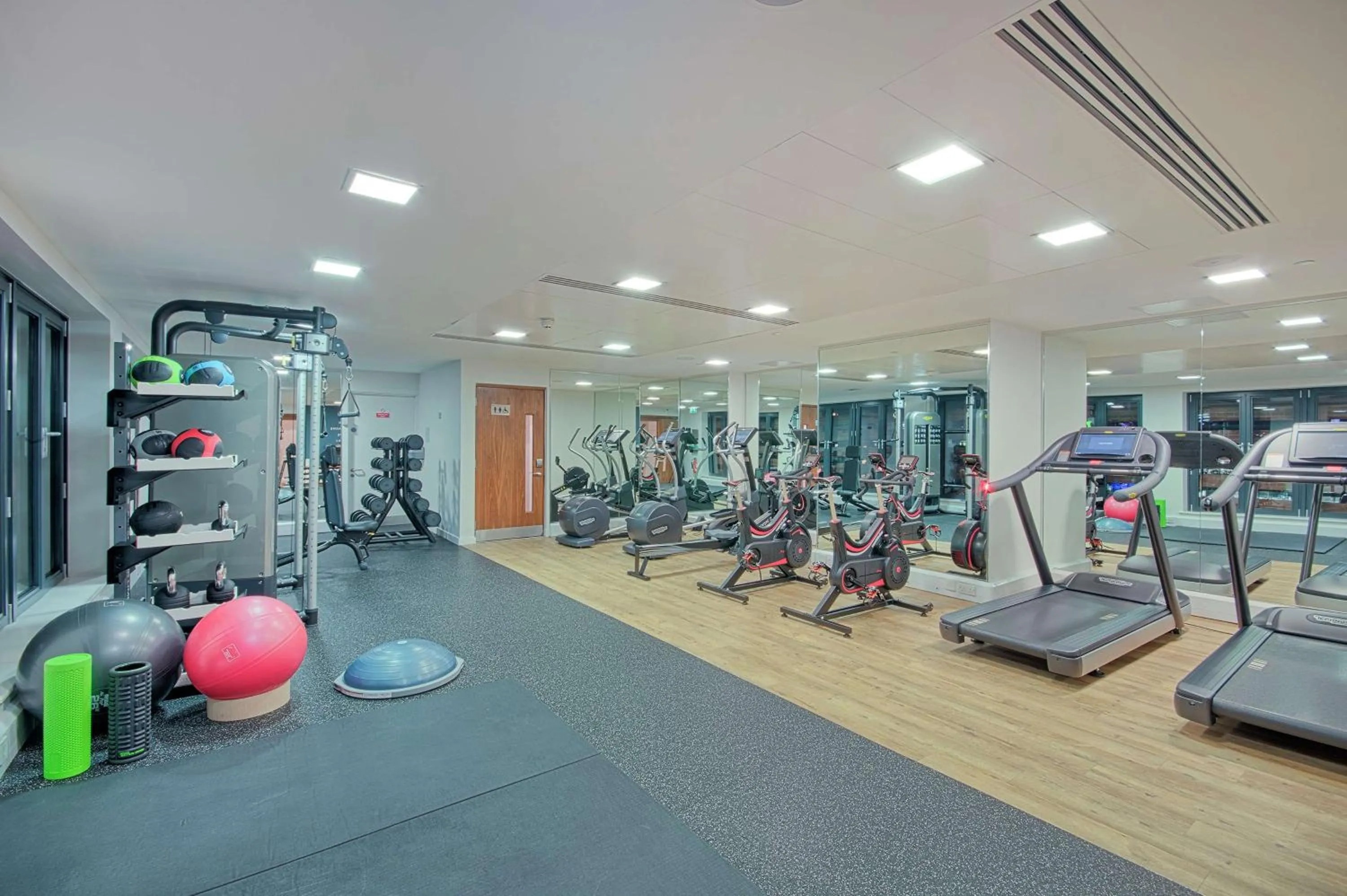 Fitness centre/facilities in DoubleTree by Hilton Leeds