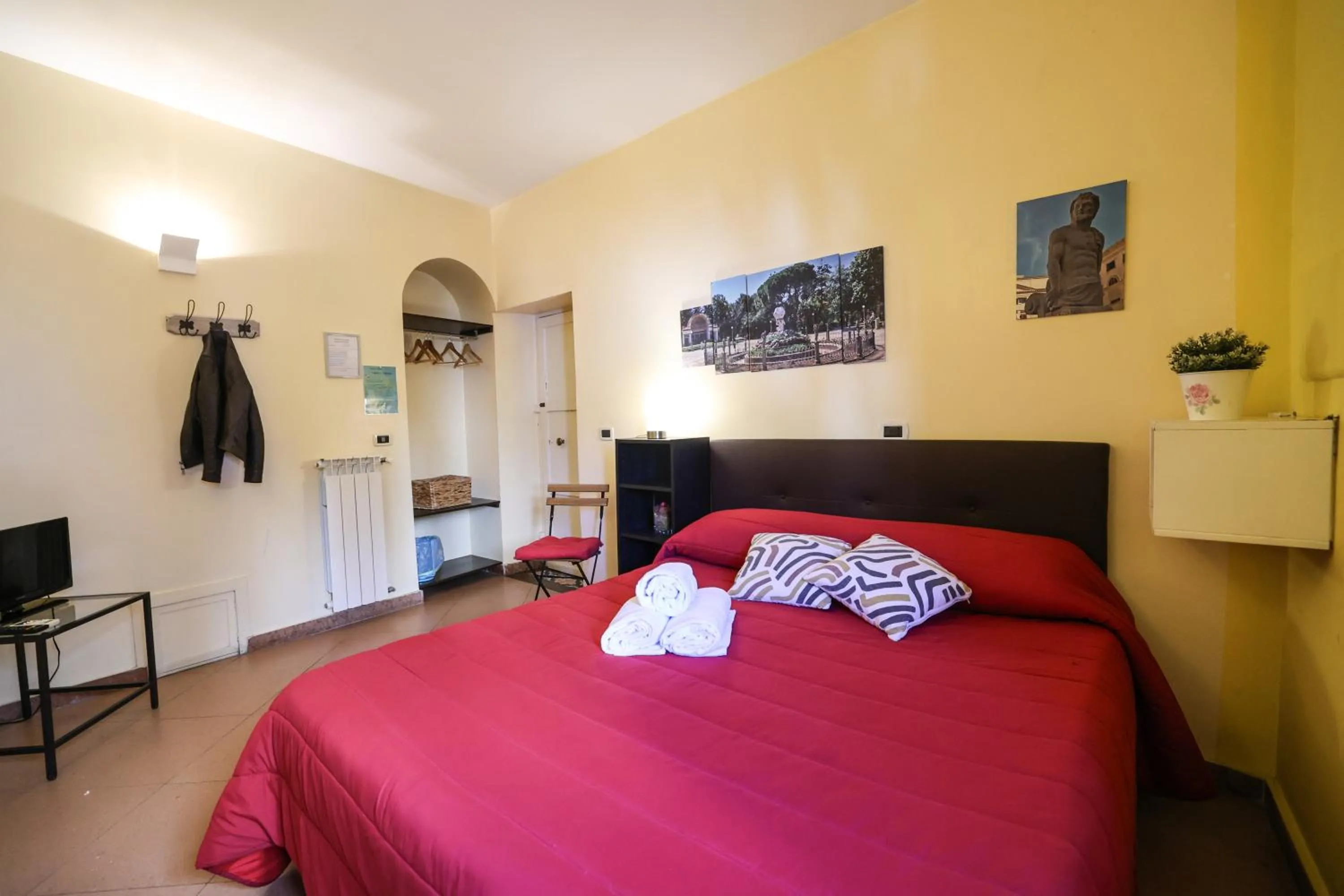 Photo of the whole room, Bed in Antica Dimora