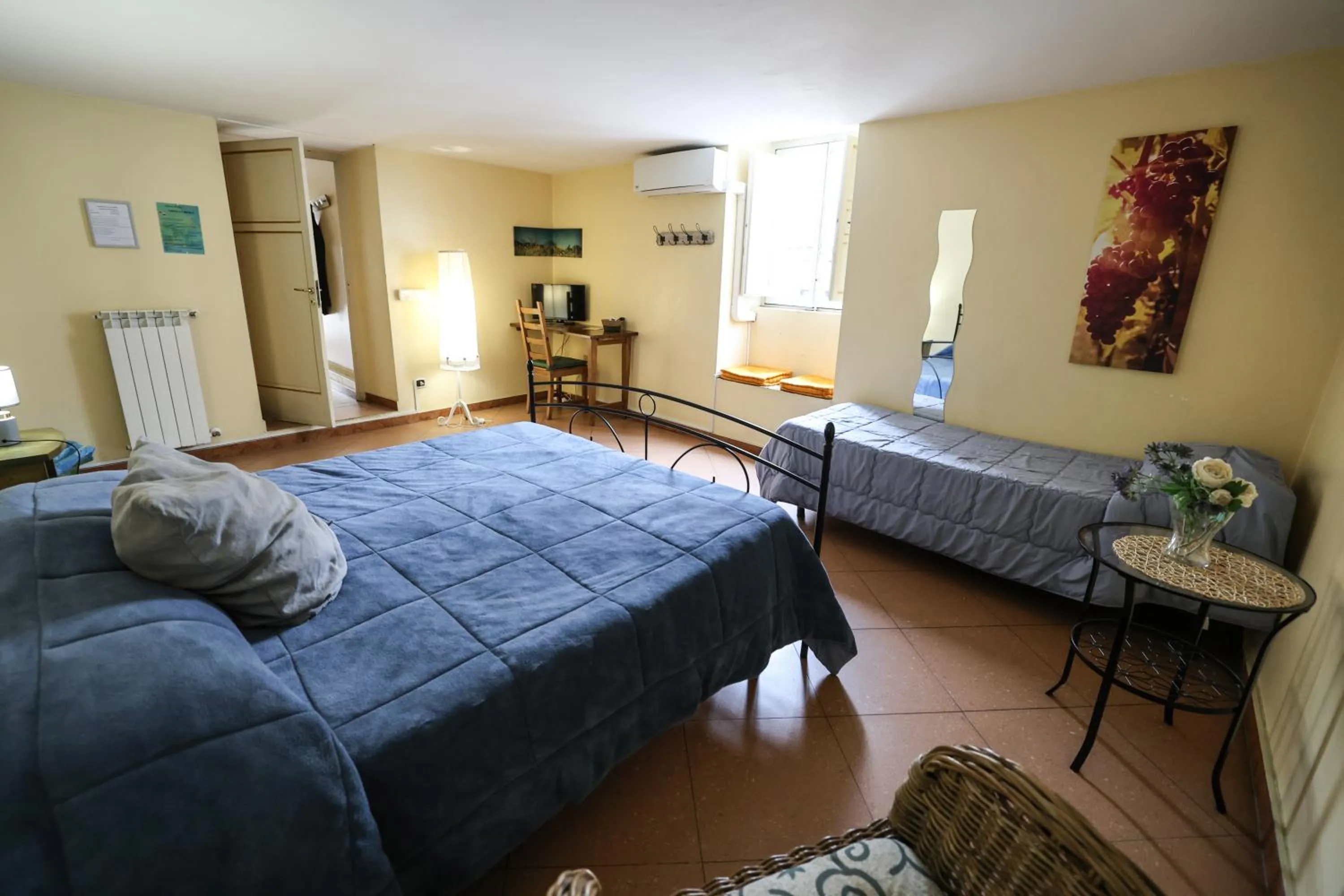 Photo of the whole room, Bed in Antica Dimora