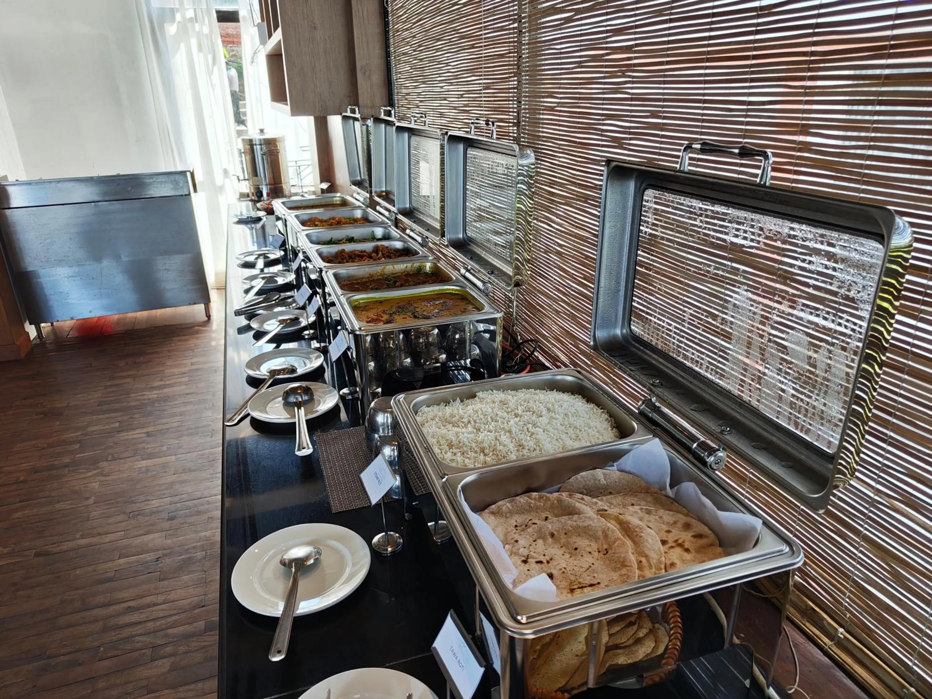 Food and drinks in Hotel Himalayan Villa - Nagarkot