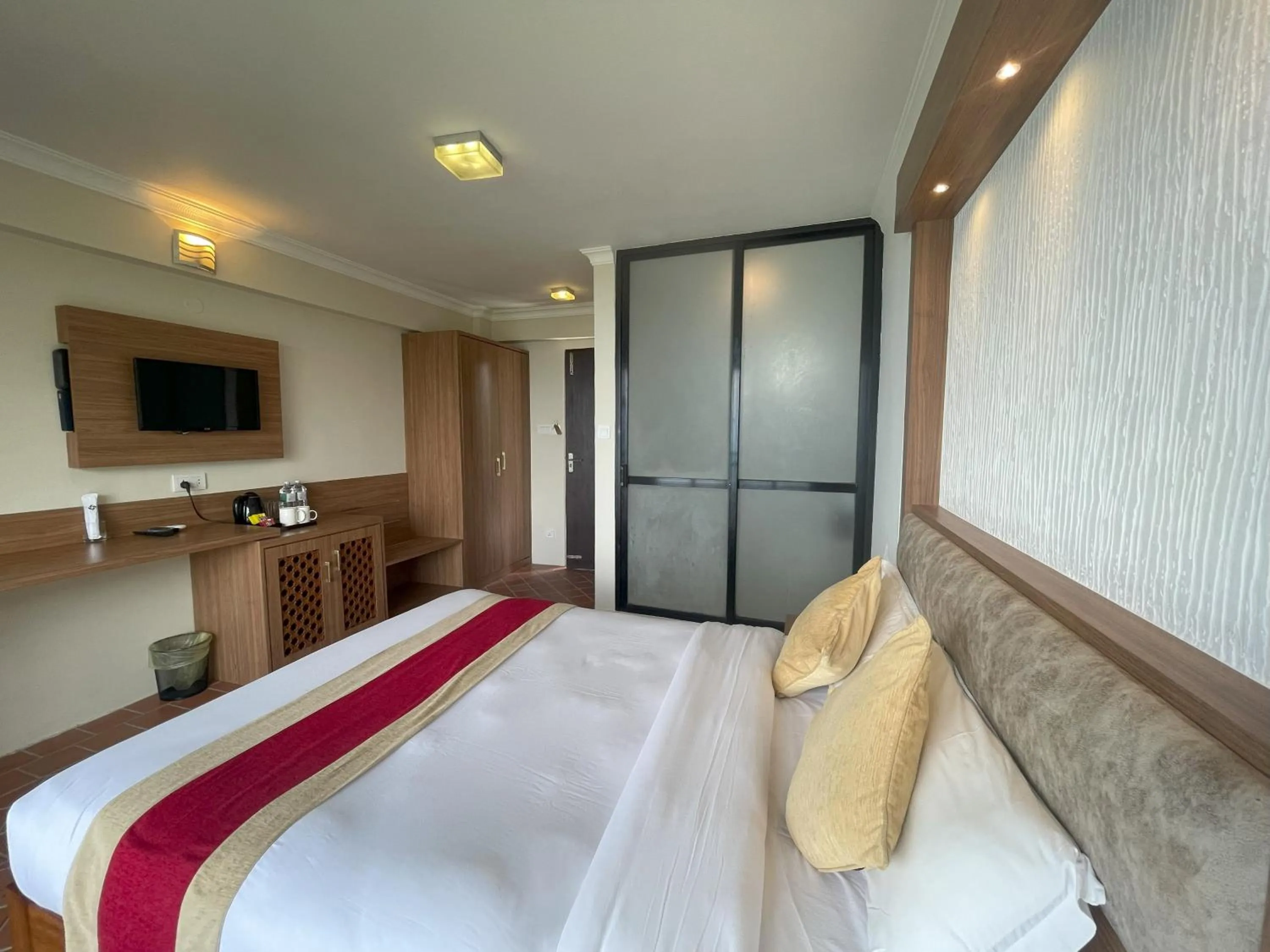 Bedroom, Bed in Hotel Himalayan Villa - Nagarkot