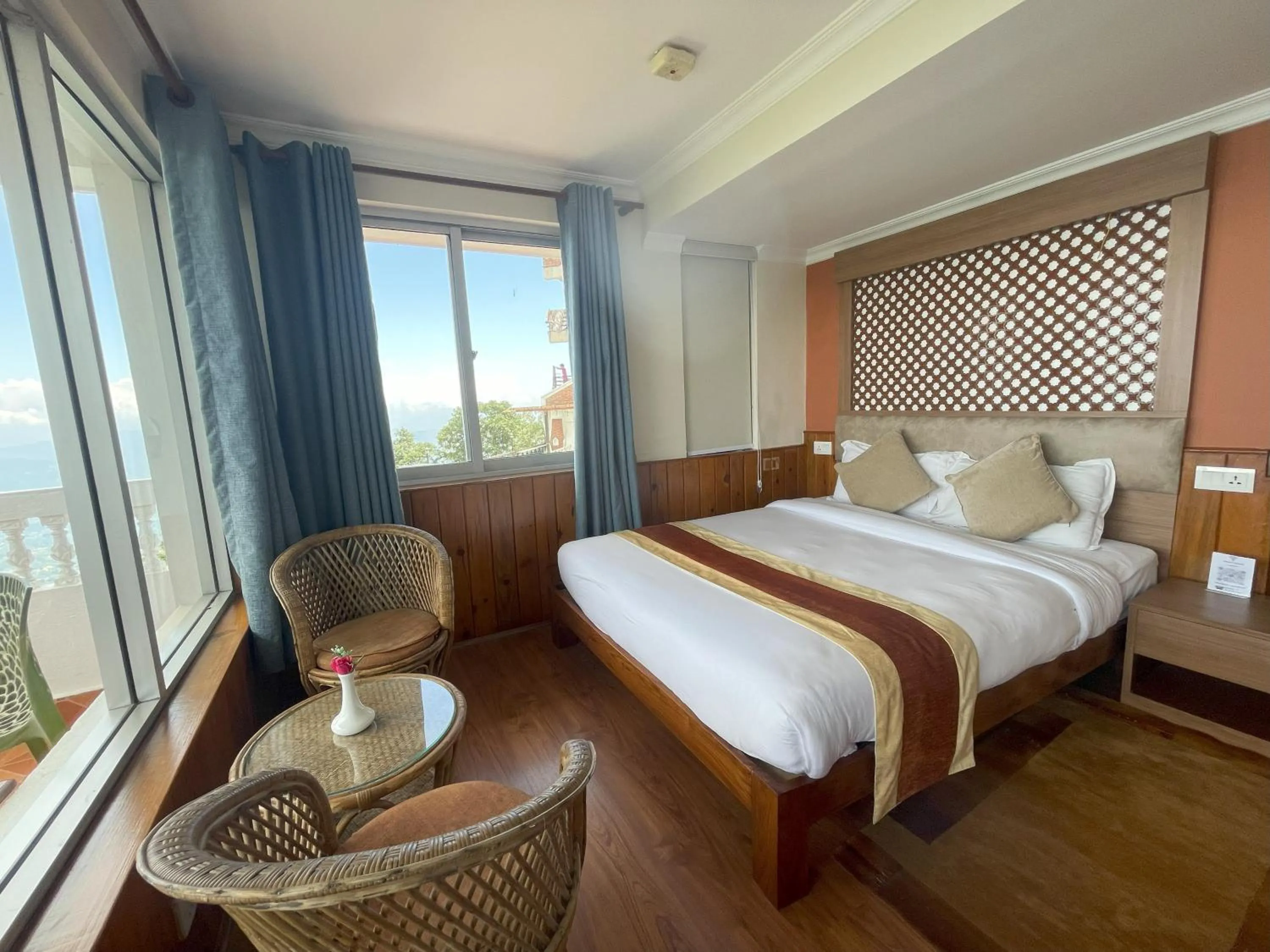 Bedroom, Bed in Hotel Himalayan Villa - Nagarkot