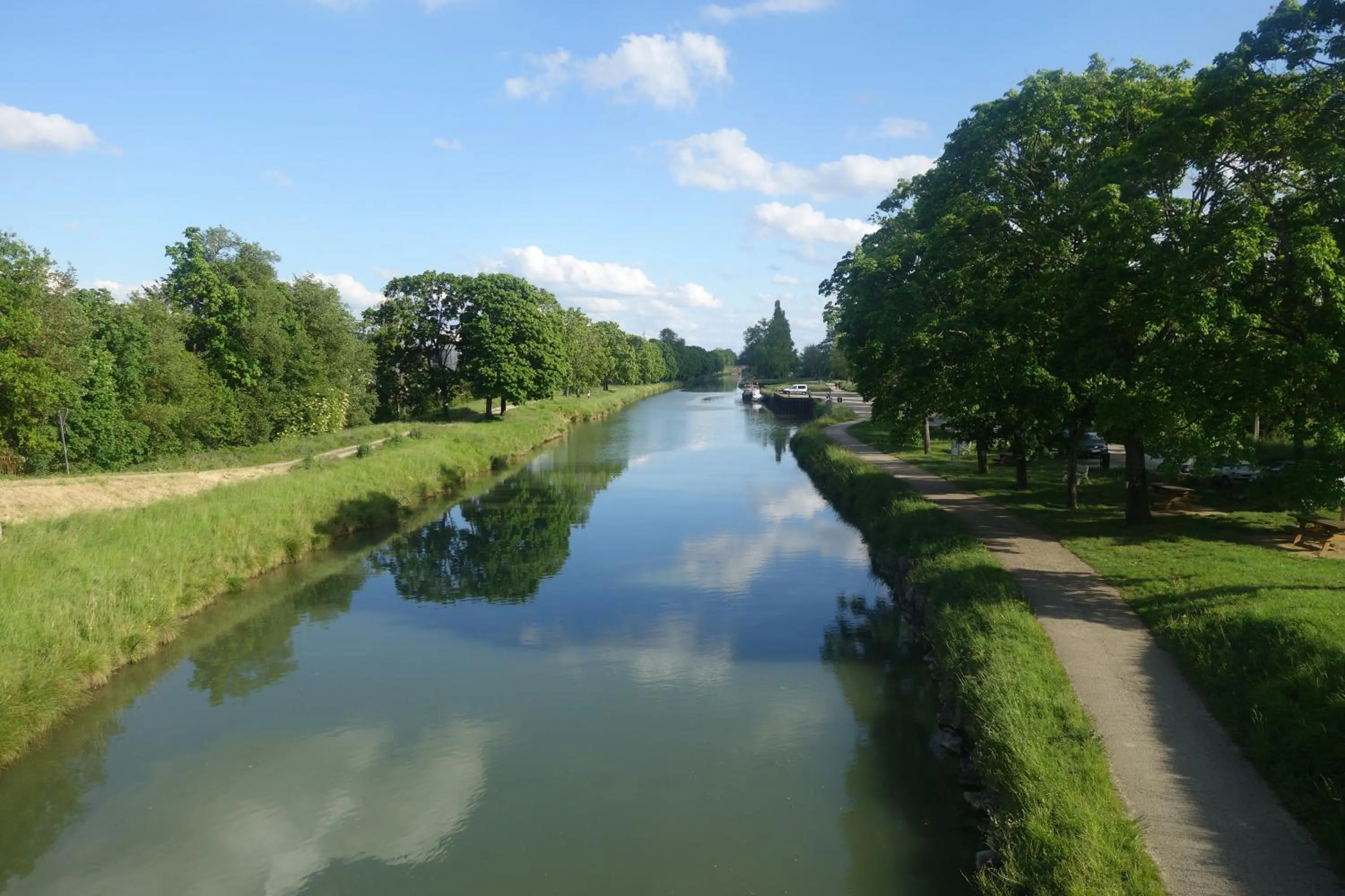 Natural landscape in Villa Toulousaine