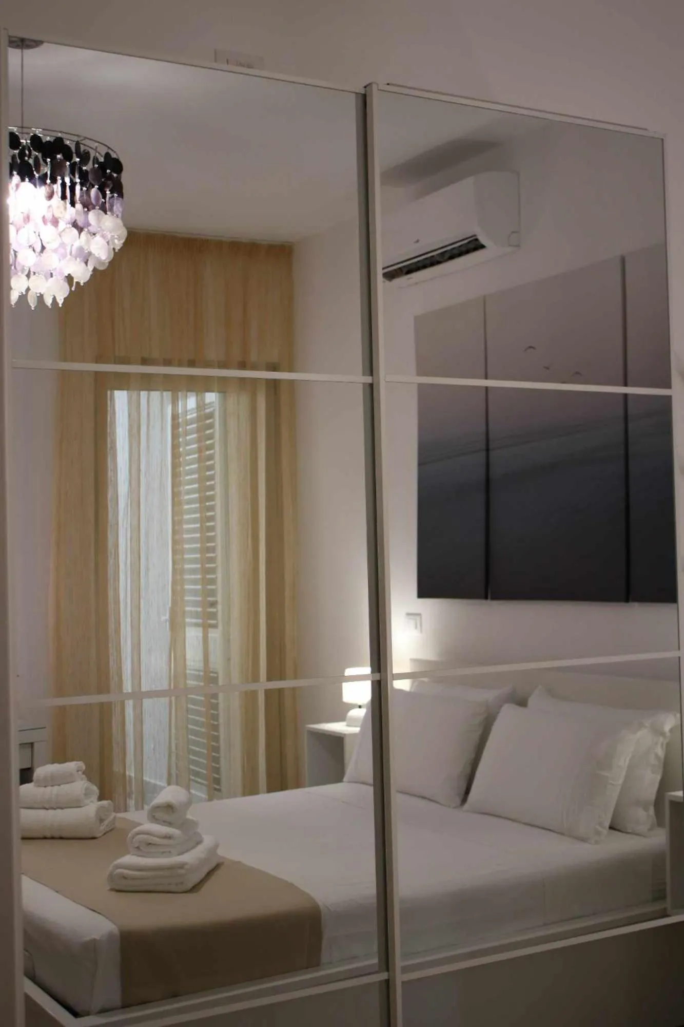 Decorative detail, Bed in Albatros B&B Porto Cesareo