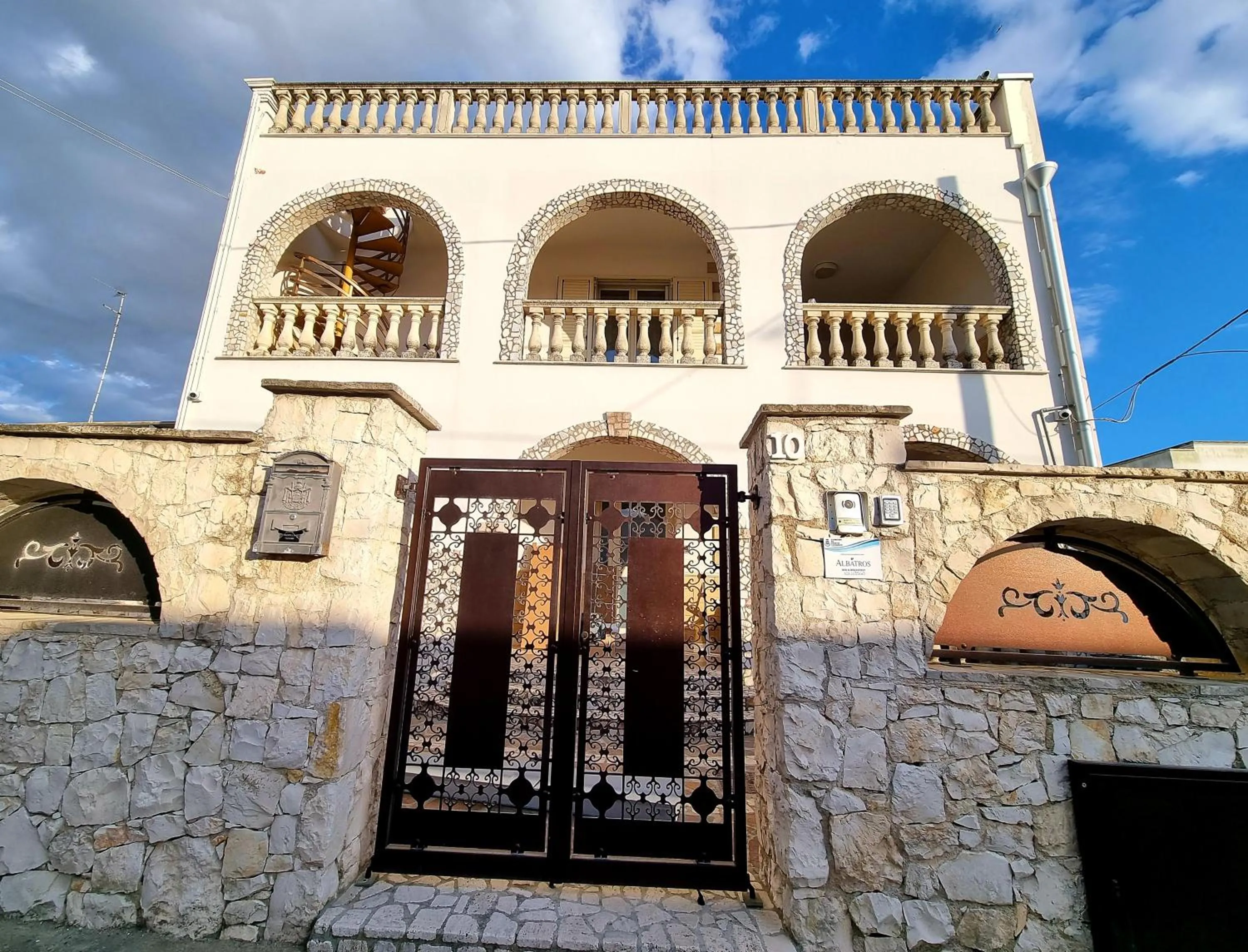 Property building in Albatros B&B Porto Cesareo