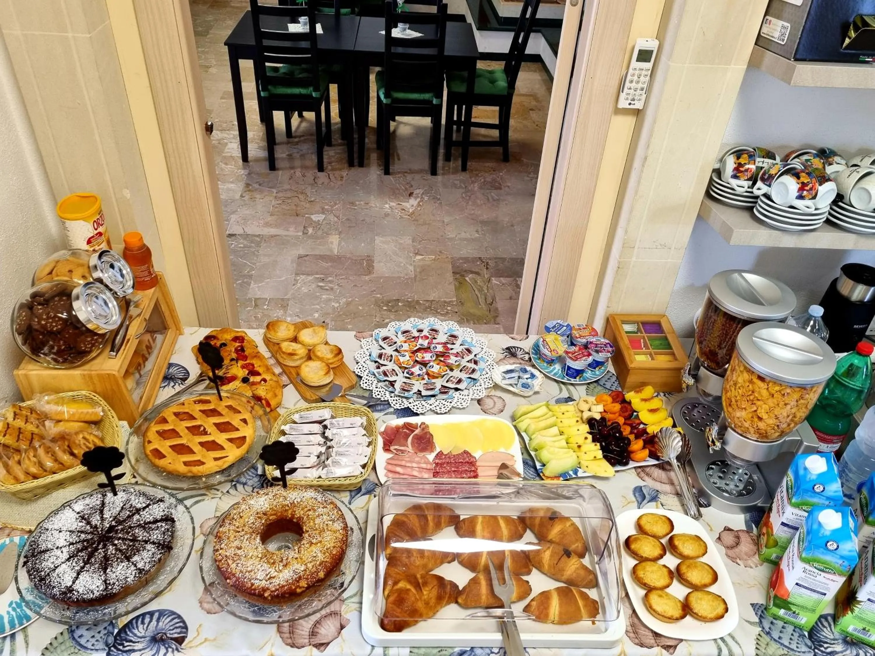 Food and drinks in Albatros B&B Porto Cesareo