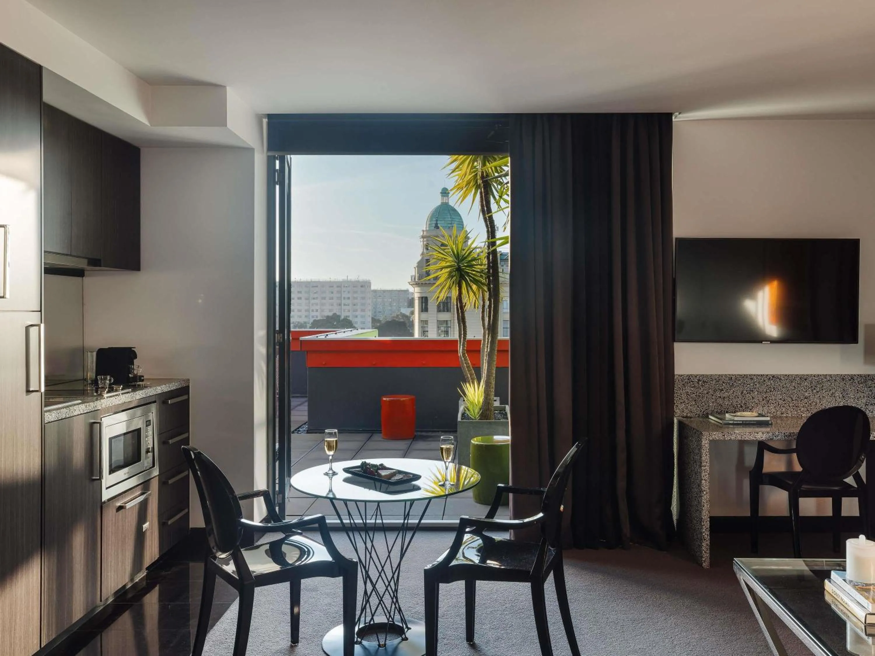 Bedroom in The Cullen Melbourne - Art Series