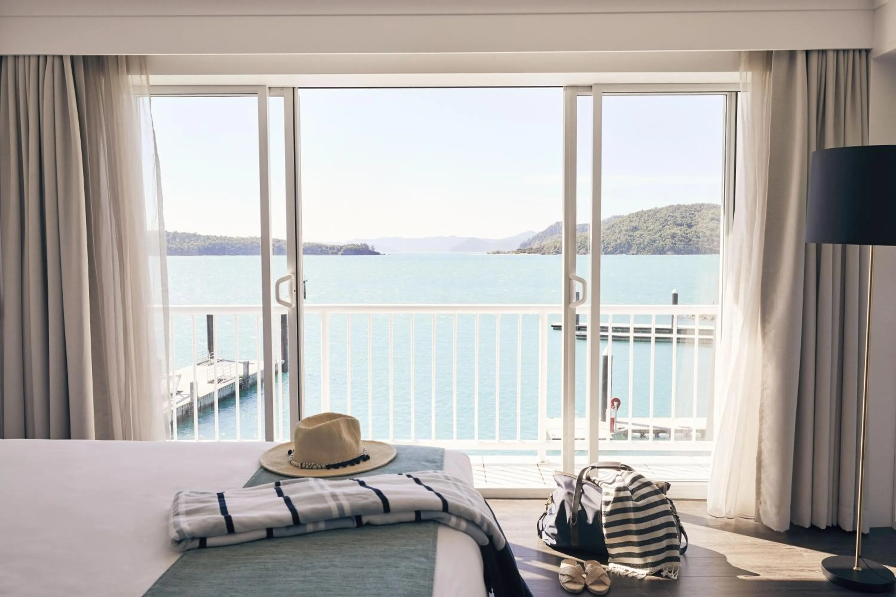 Bedroom, Bed in Daydream Island Resort