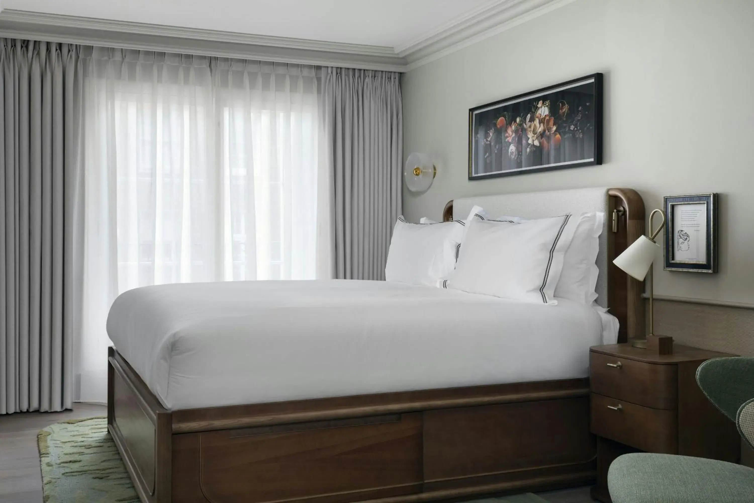 Marquis King Suite in Montcalm Mayfair, Autograph Collection Marquis King Suite in Montcalm Mayfair, Autograph Collection