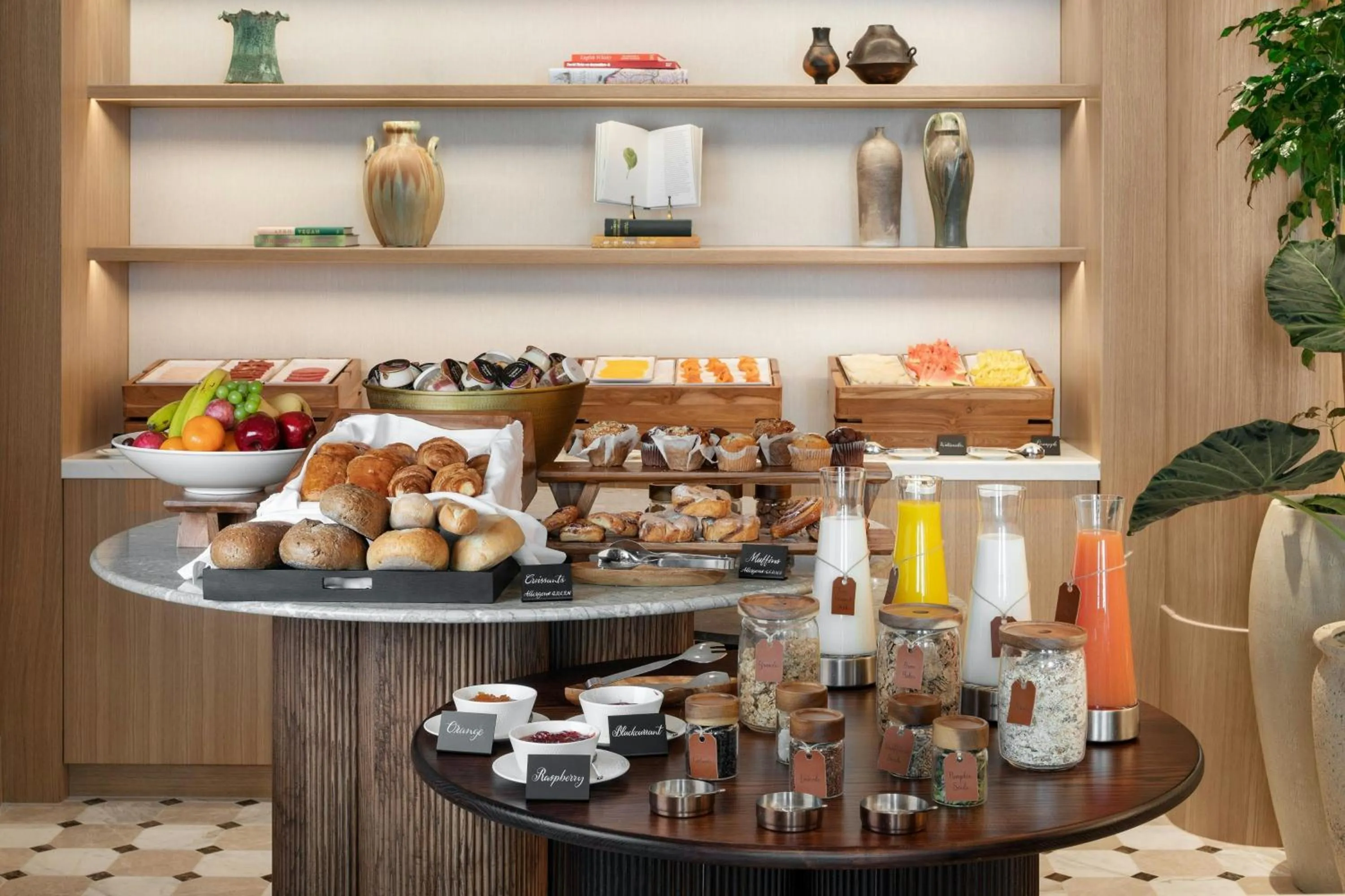 Breakfast in Montcalm Mayfair, Autograph Collection