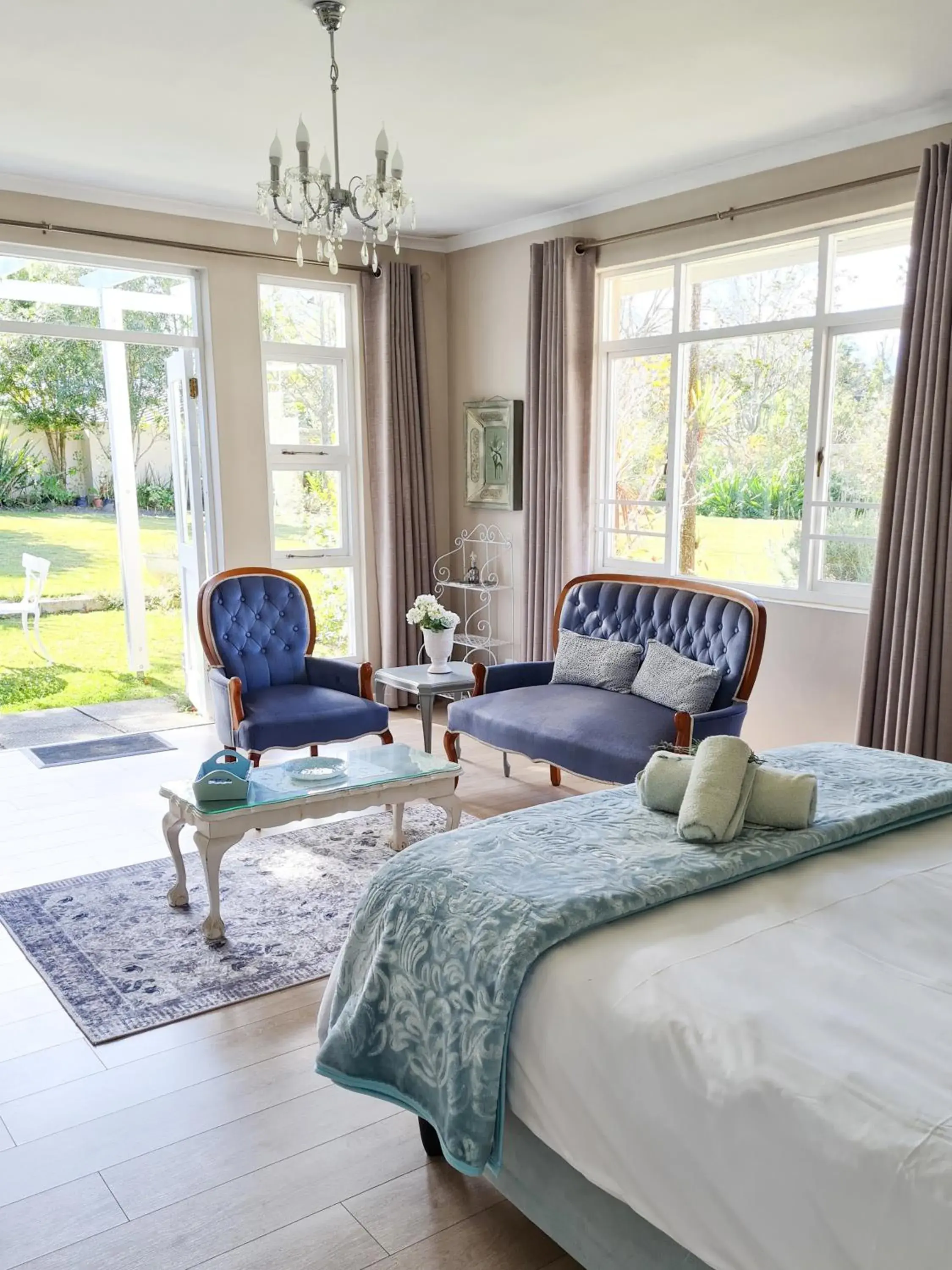 Cherry Berry Lodge Cherry Berry Lodge