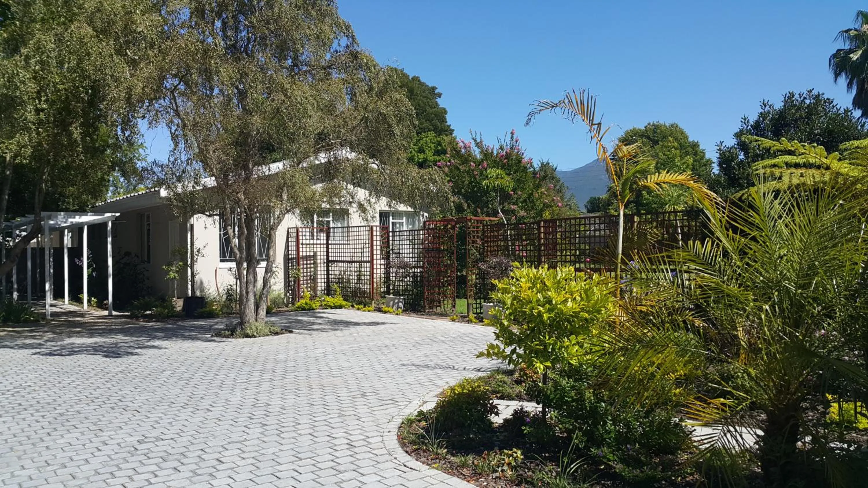 Facade/entrance in Cherry Berry Lodge