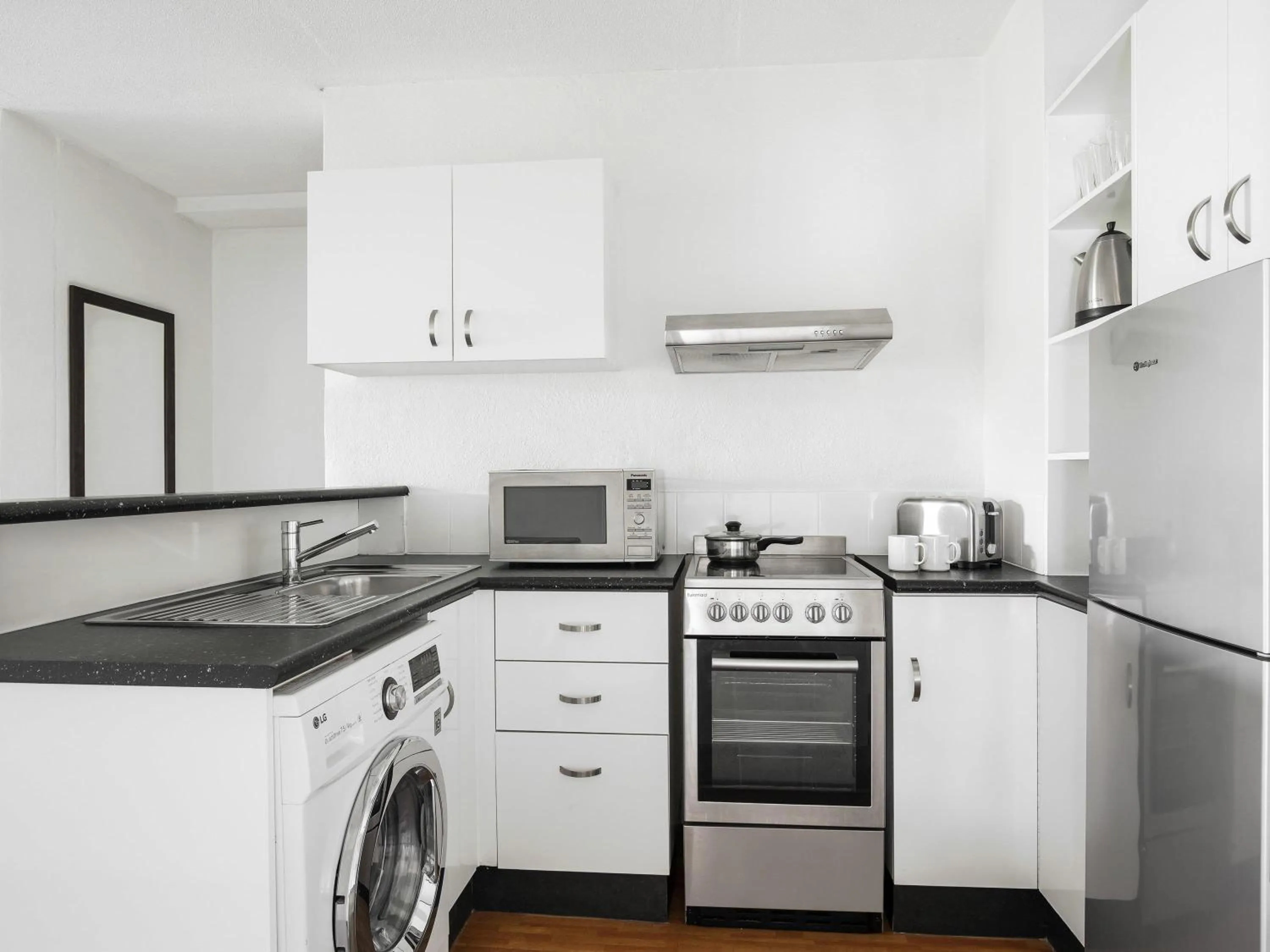 Bedroom in BreakFree Adelaide