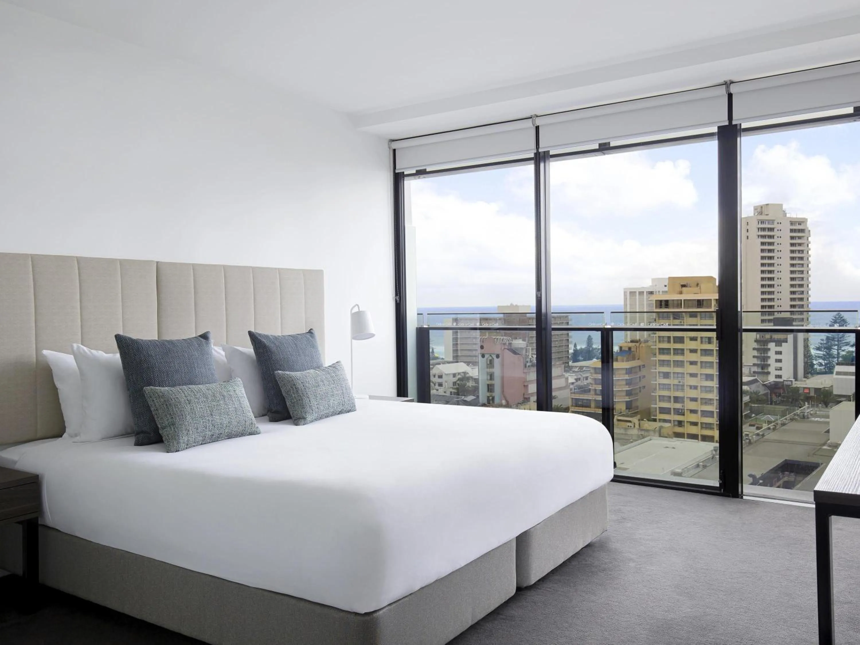 Bedroom, Bed in Mantra Circle On Cavill