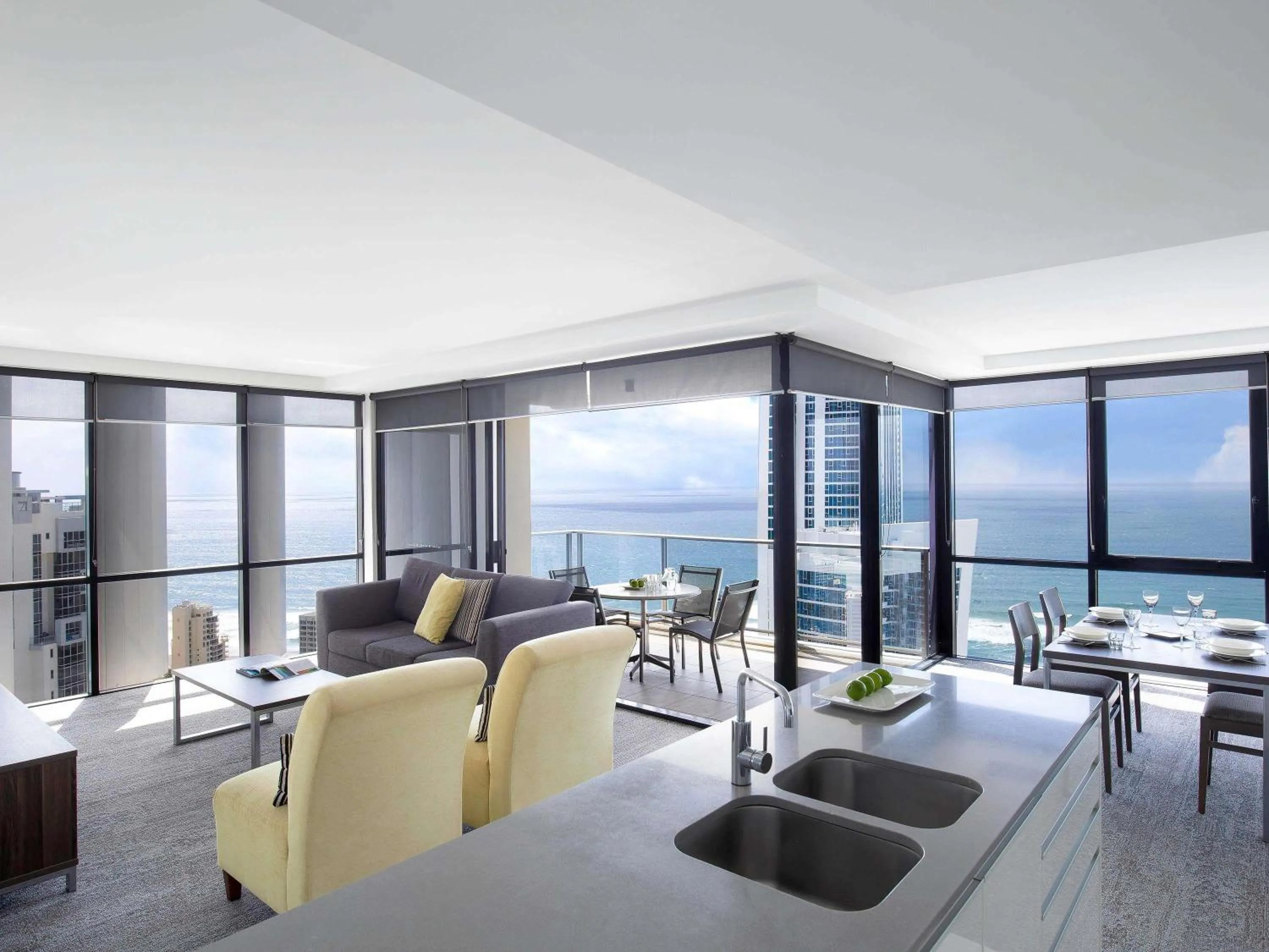 Property building in Mantra Circle On Cavill