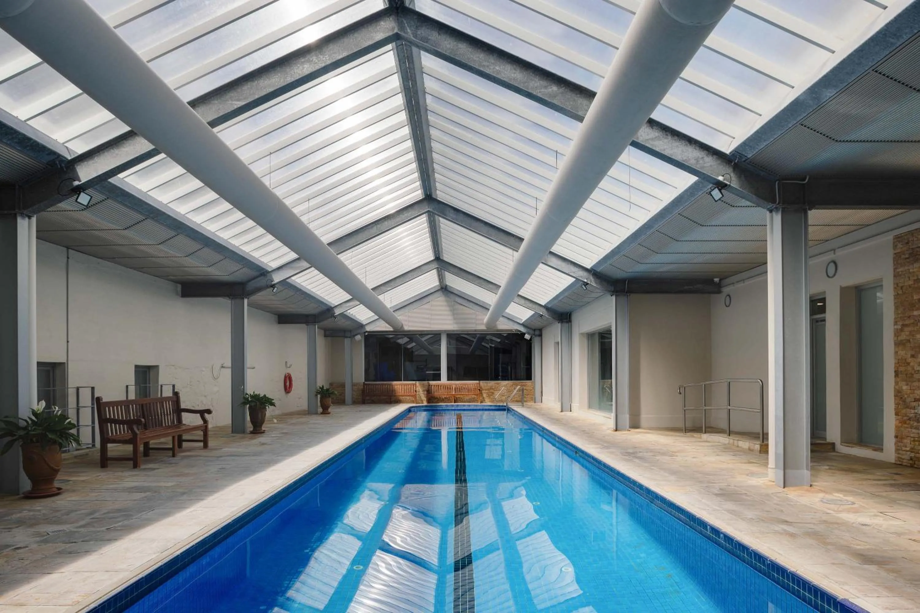 Swimming pool in Mantra Lorne