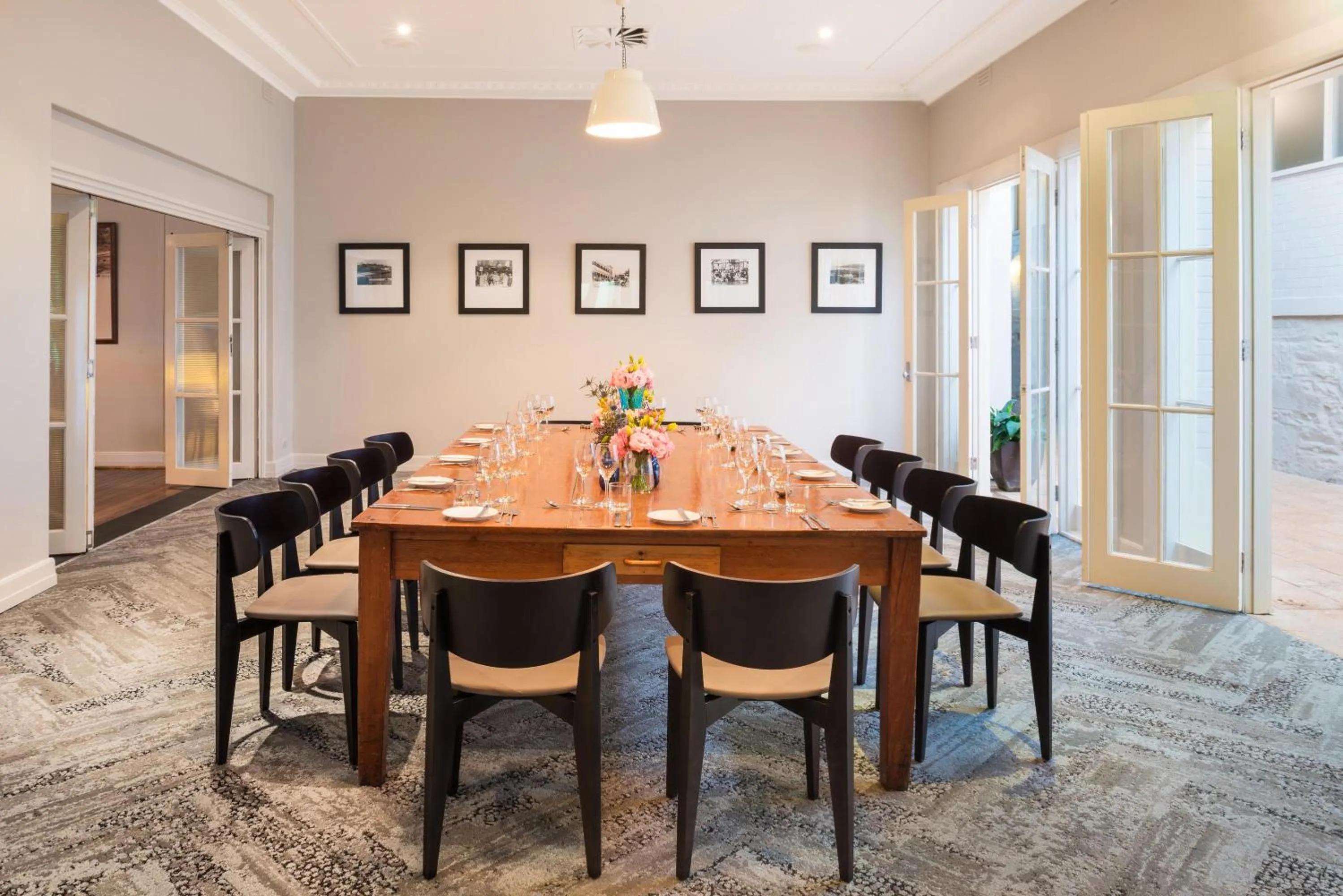 Restaurant/places to eat in Mantra Lorne