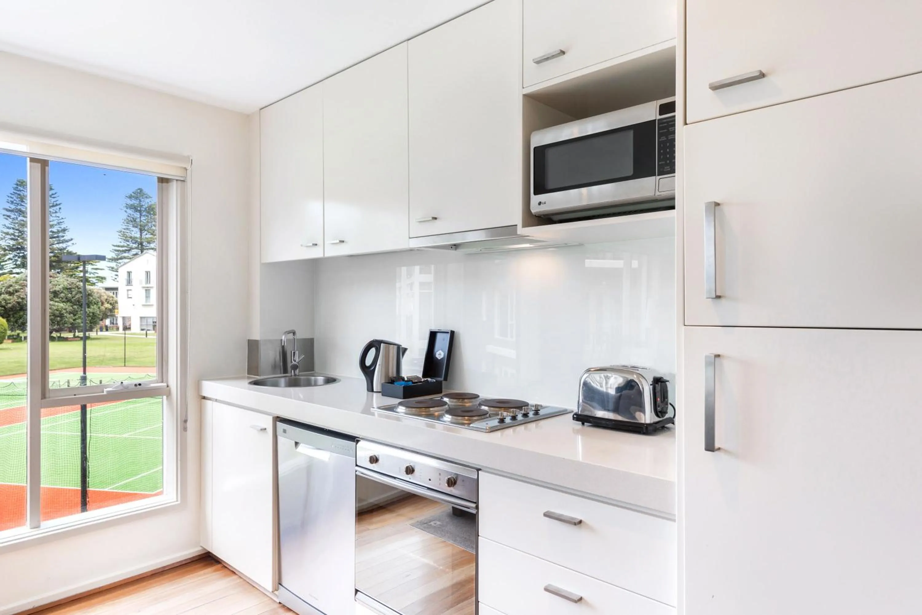 Kitchen or kitchenette in Mantra Lorne