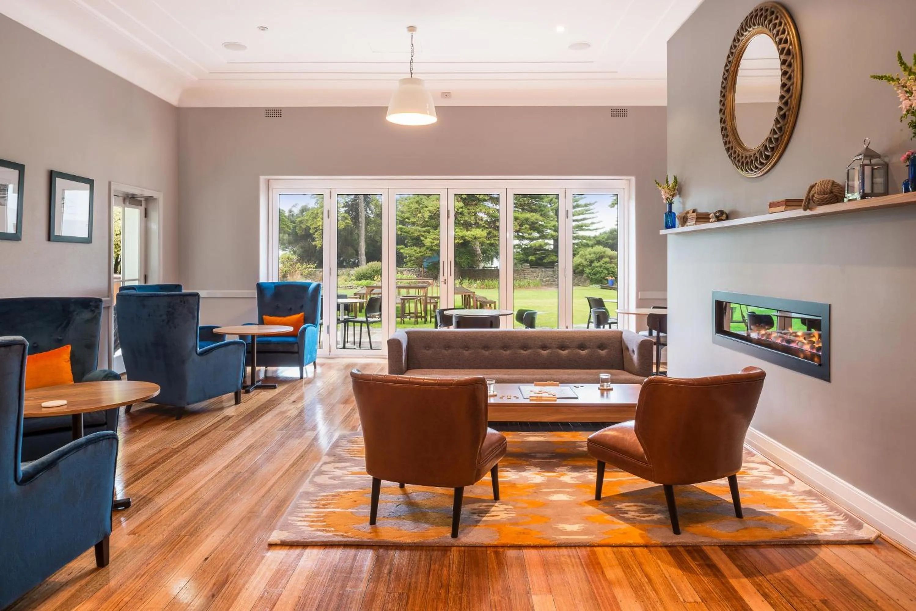 Restaurant/places to eat in Mantra Lorne