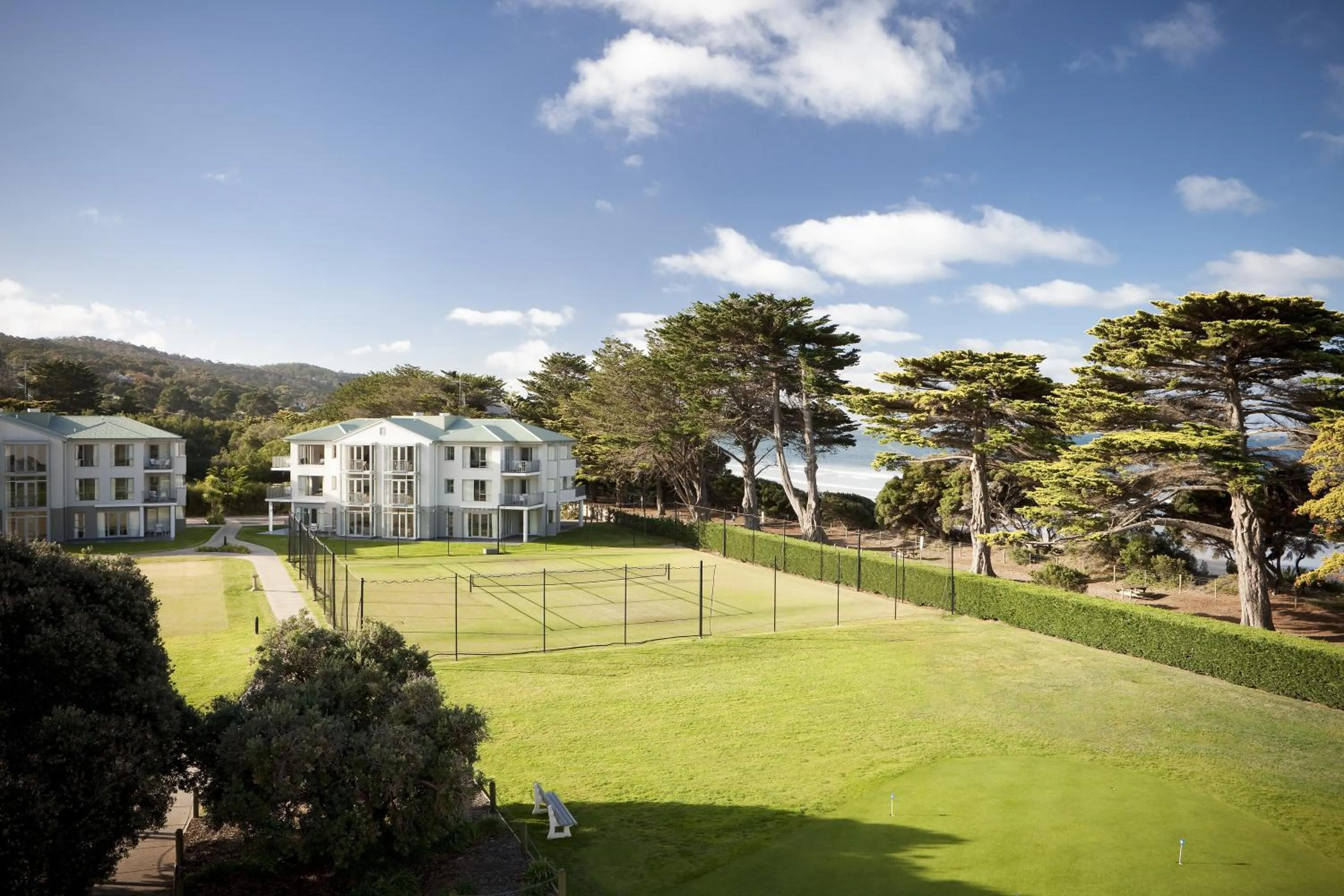 Property building in Mantra Lorne