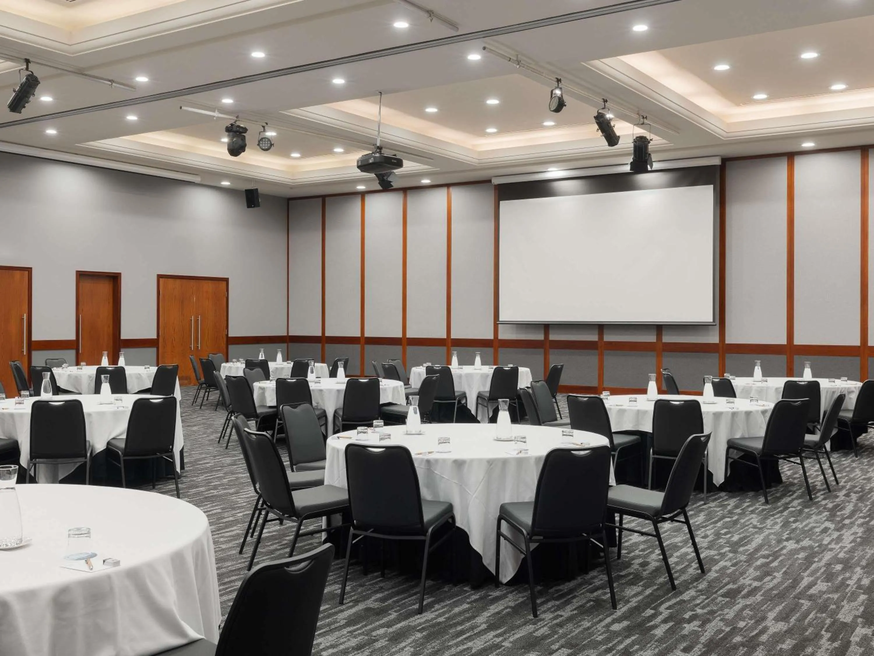 Meeting/conference room in Mantra Lorne