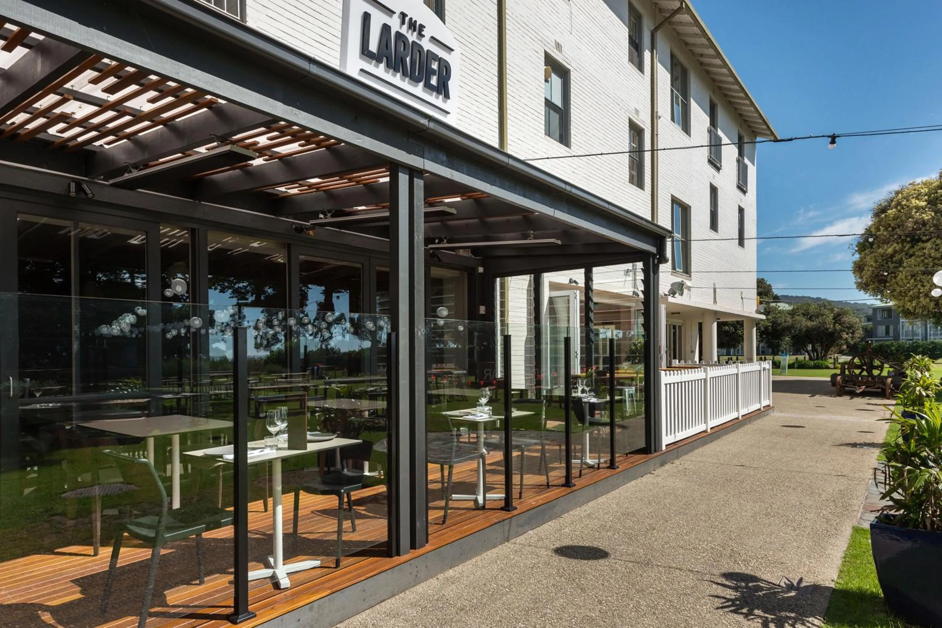 Restaurant/places to eat in Mantra Lorne