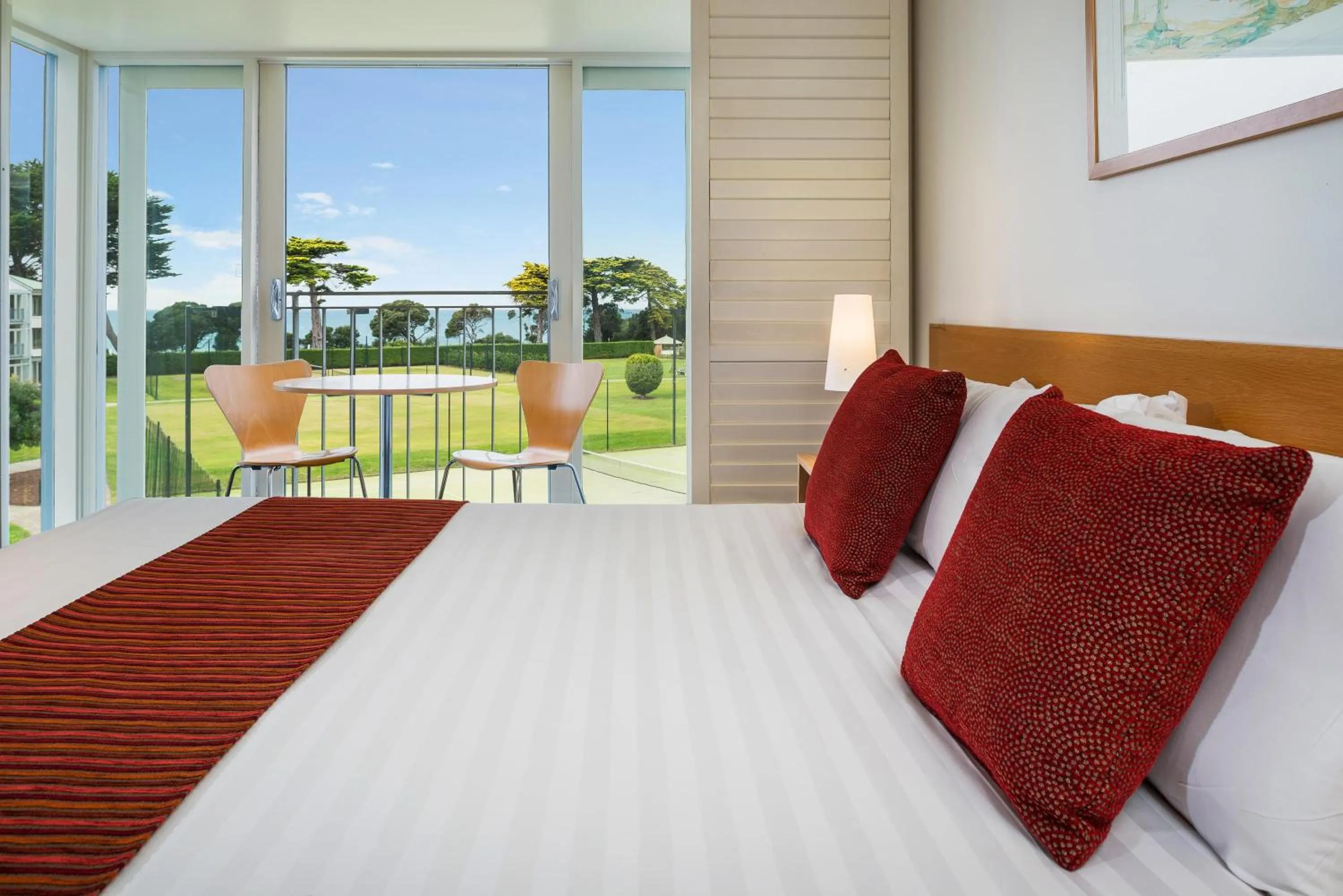 Bedroom, Bed in Mantra Lorne