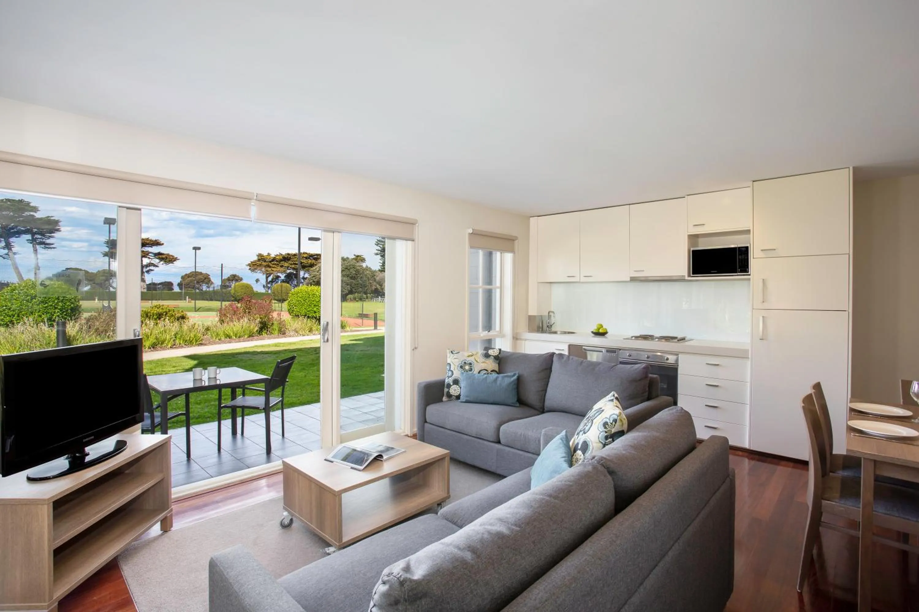 Kitchen or kitchenette in Mantra Lorne