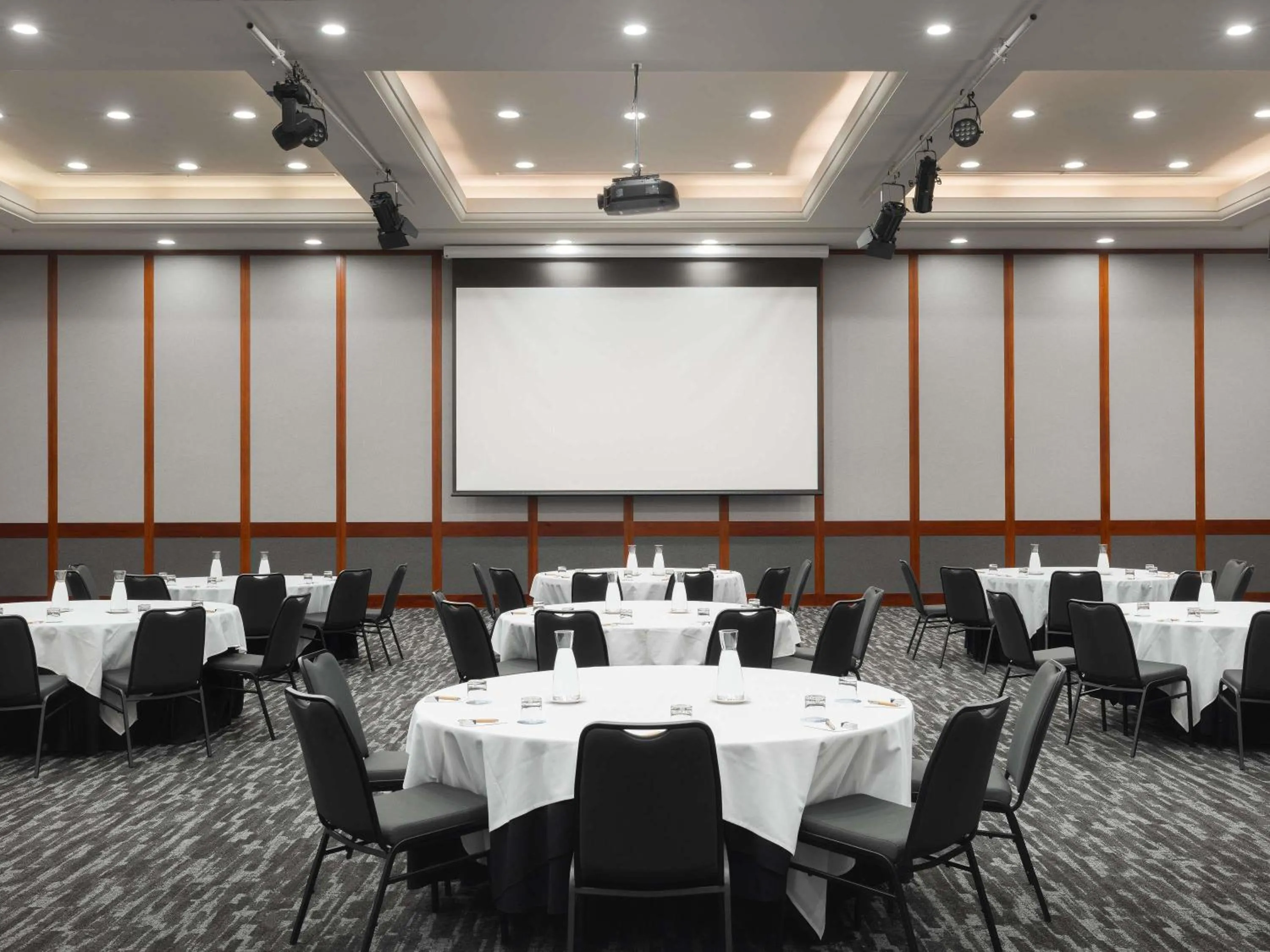 Meeting/conference room in Mantra Lorne