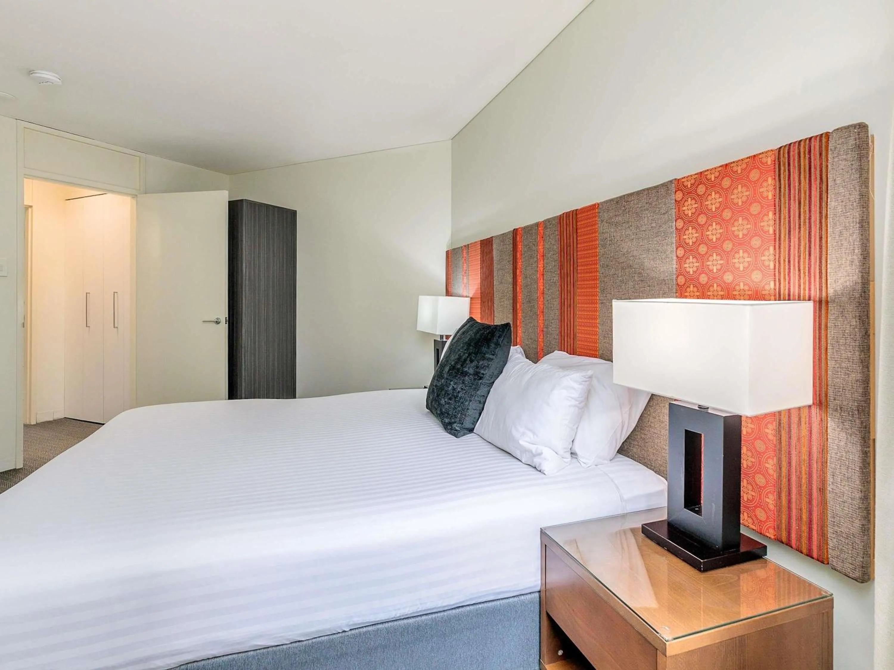 Bedroom, Bed in Mantra on Hay Perth