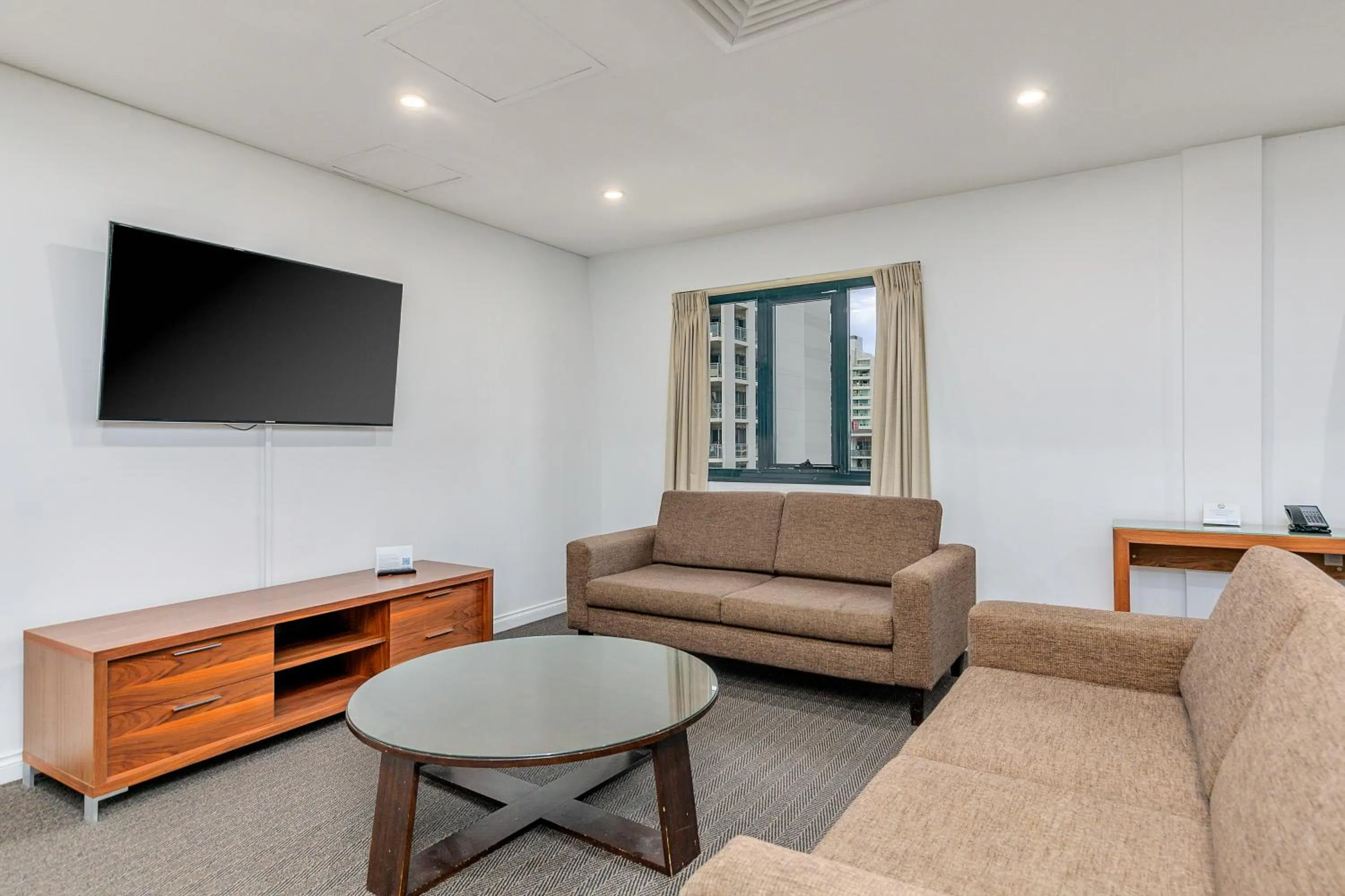 TV and multimedia in Mantra on Hay Perth