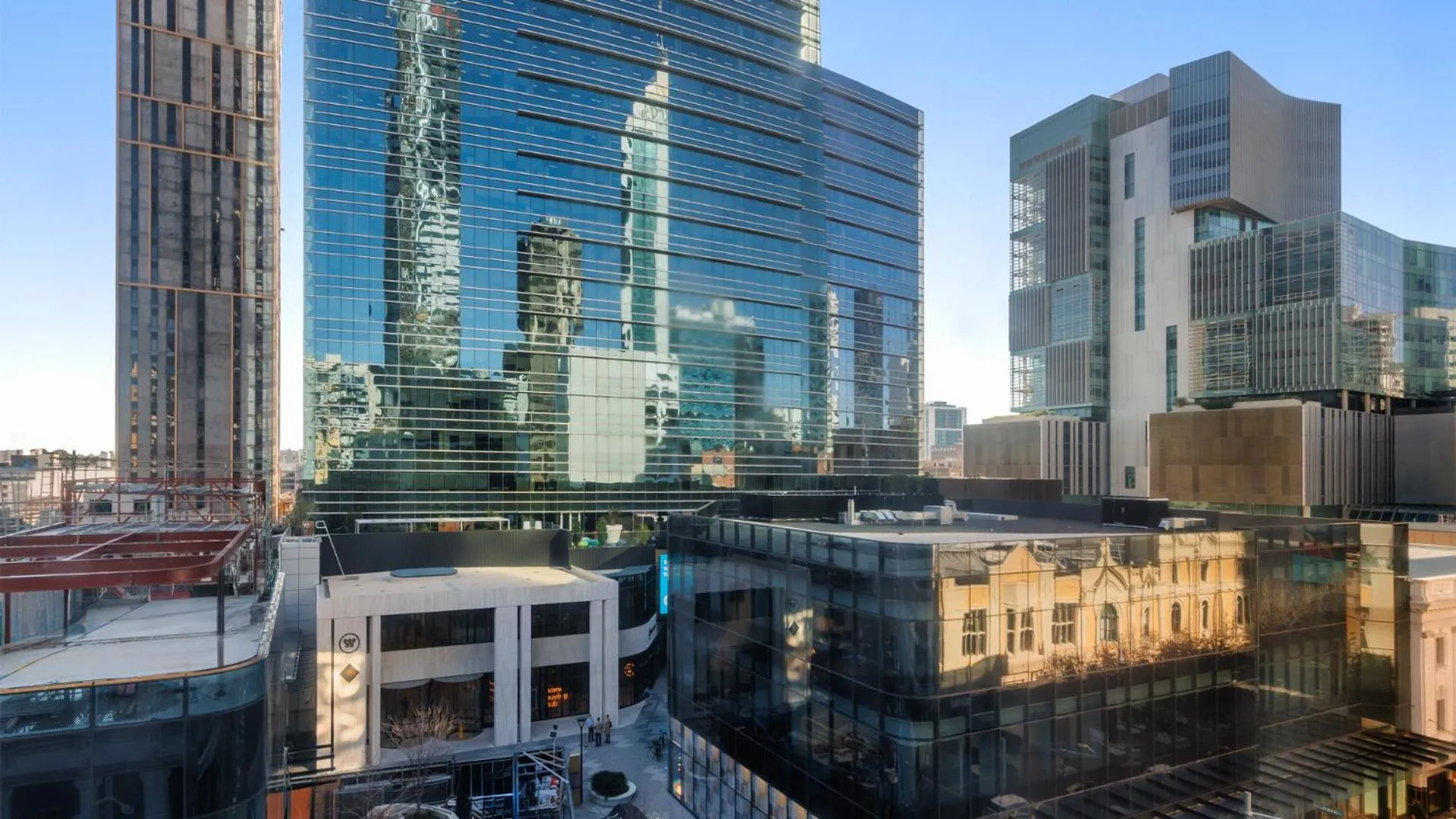 City view in Oaks Perth Hotel