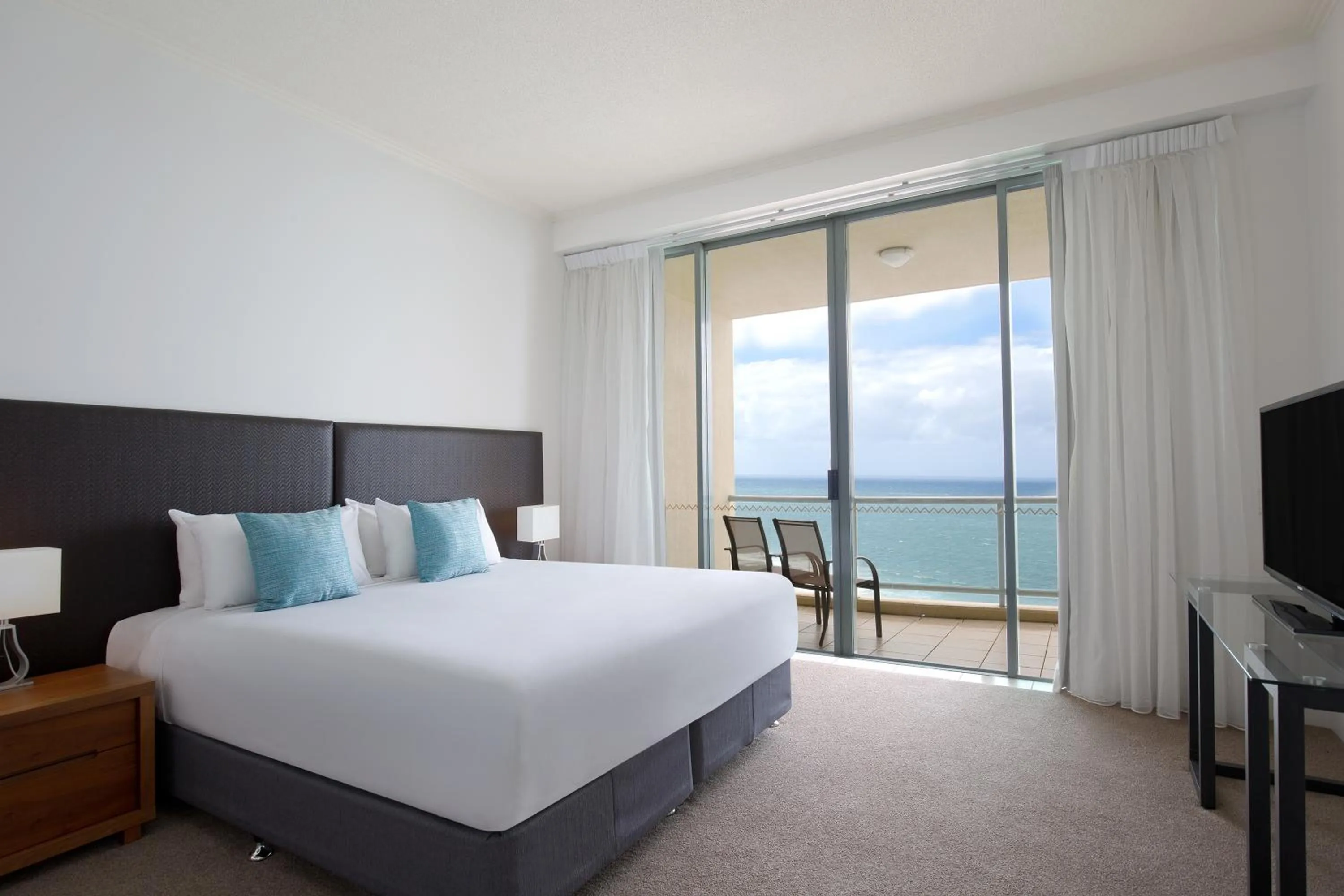 Balcony/Terrace, Bed in Mantra Sun City