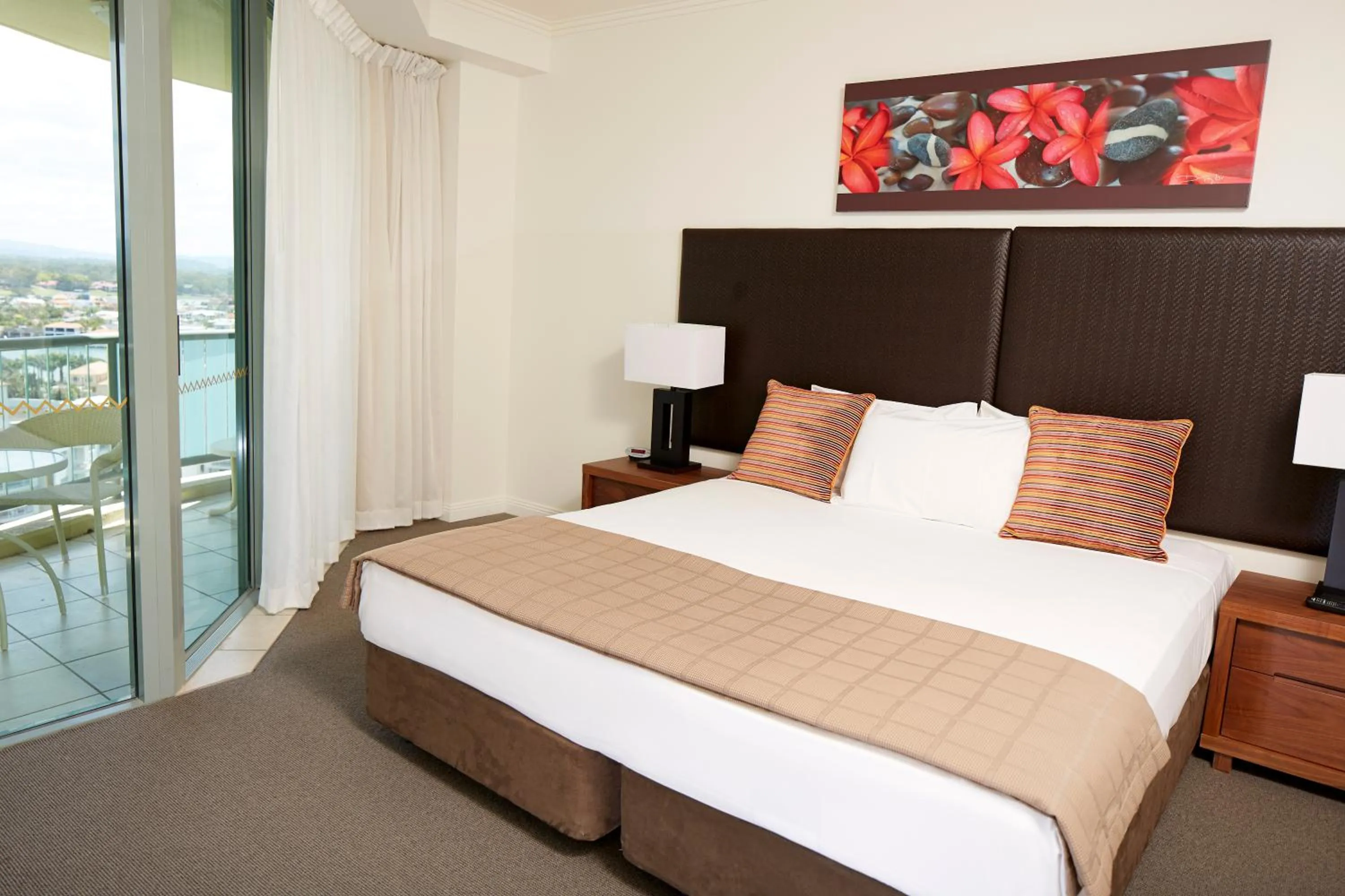 Bedroom, Bed in Mantra Sun City