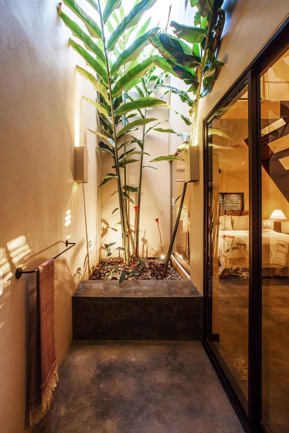 Bed in Malibu Popoyo