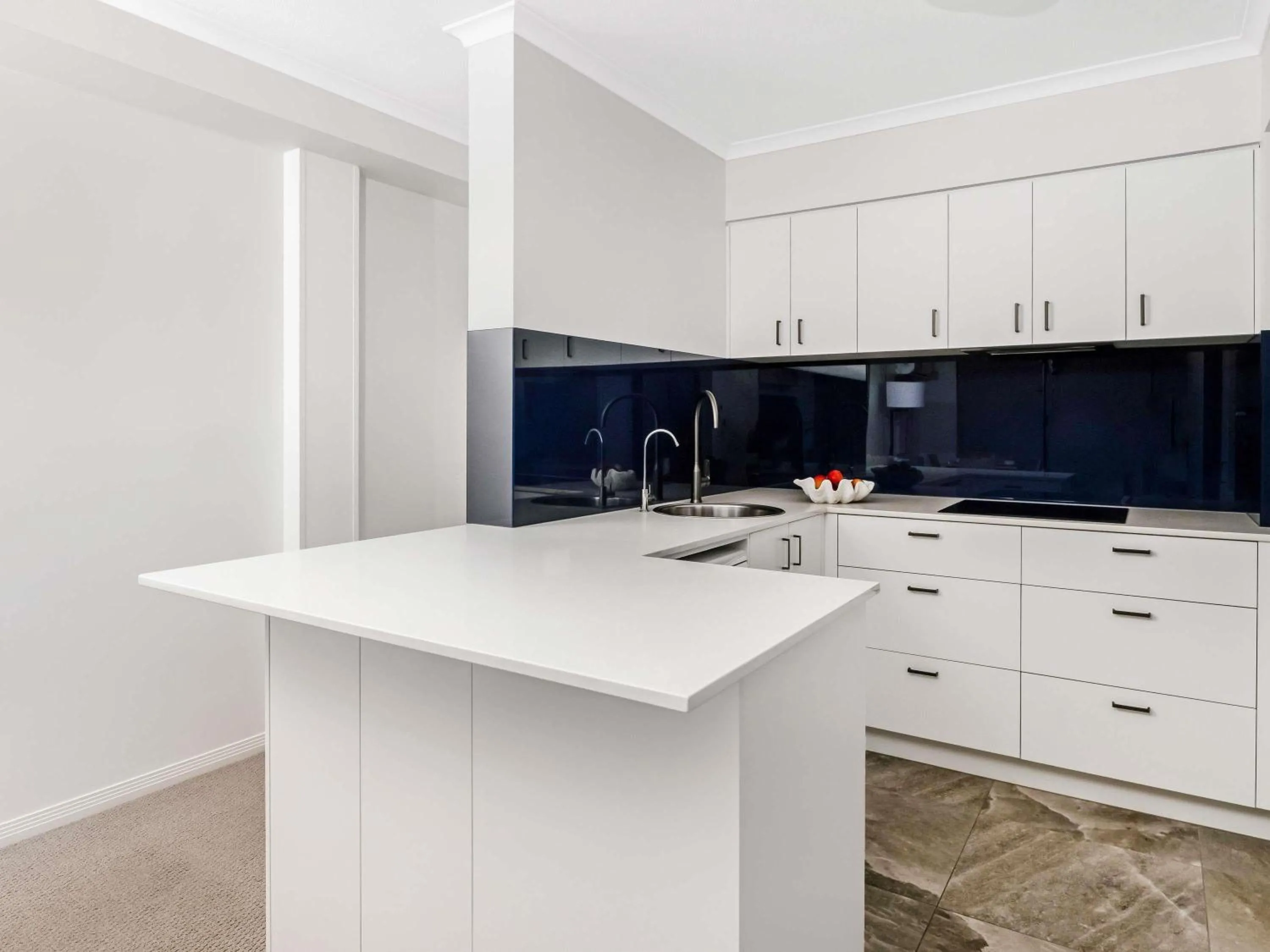 Bedroom in Mantra Coolangatta Beach