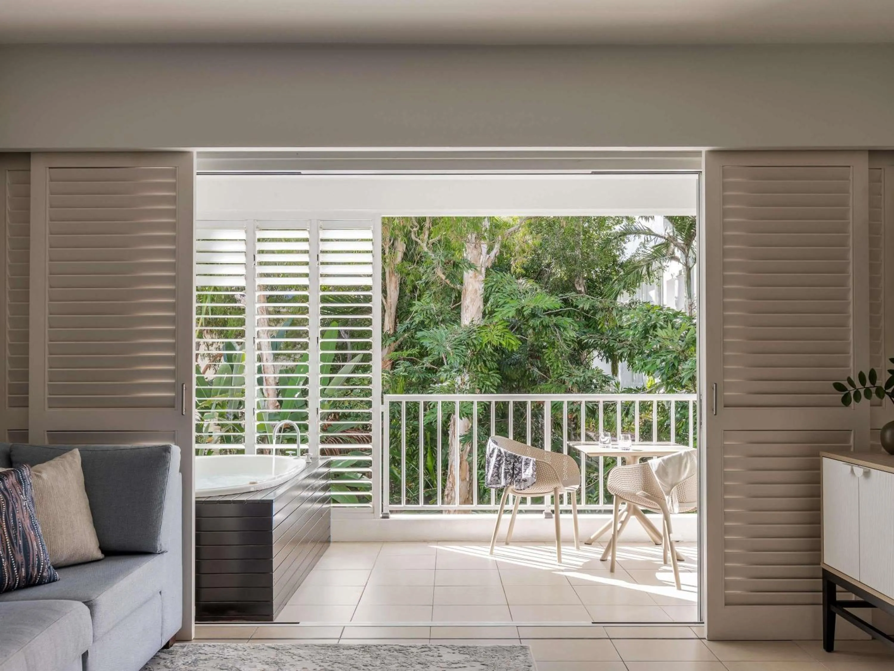 Bedroom in Peppers Beach Club & Spa