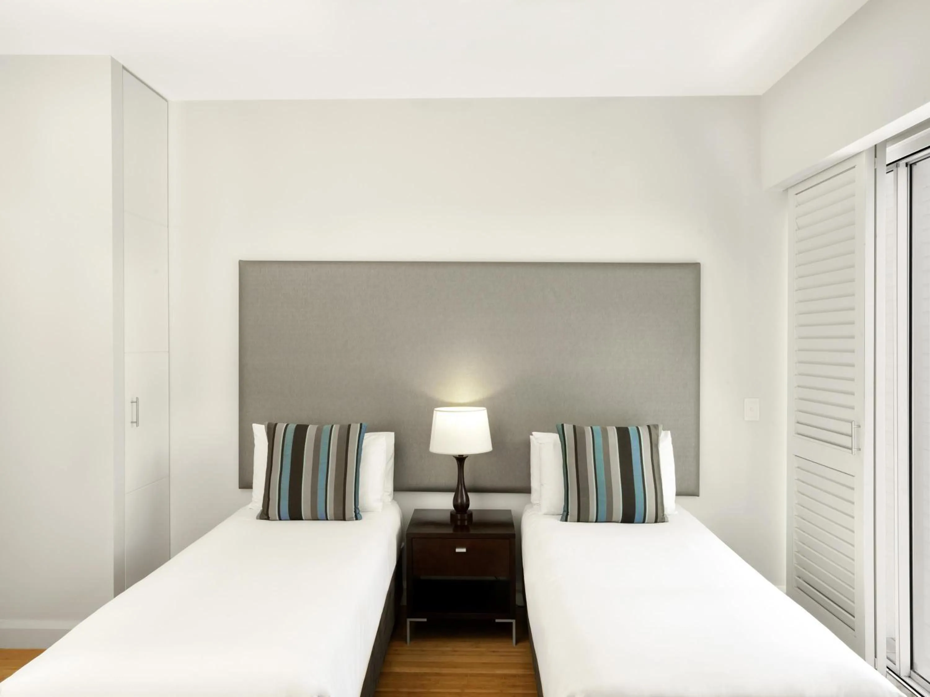 Bedroom, Bed in Peppers Beach Club & Spa