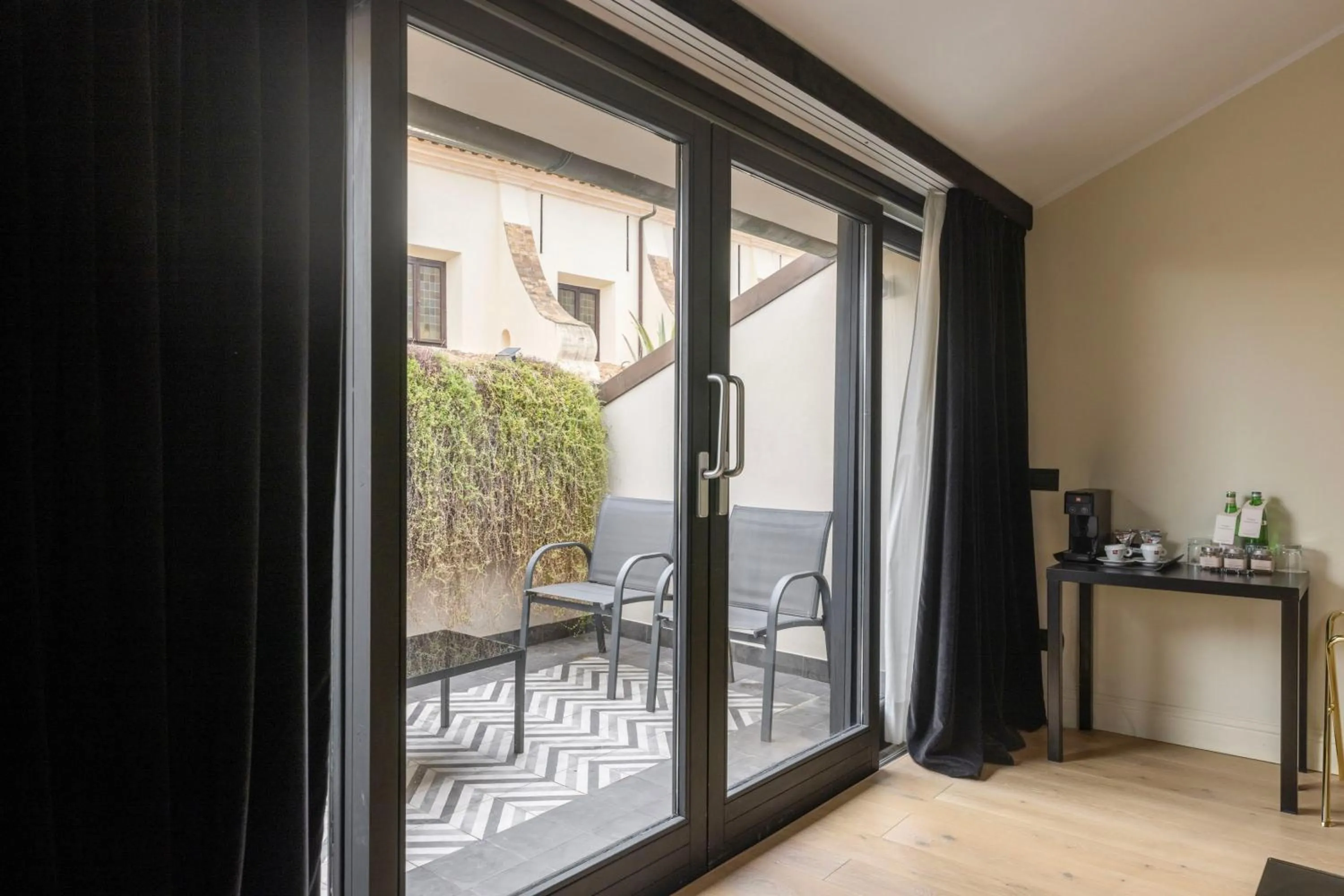 Balcony/Terrace in Roma Luxus Hotel