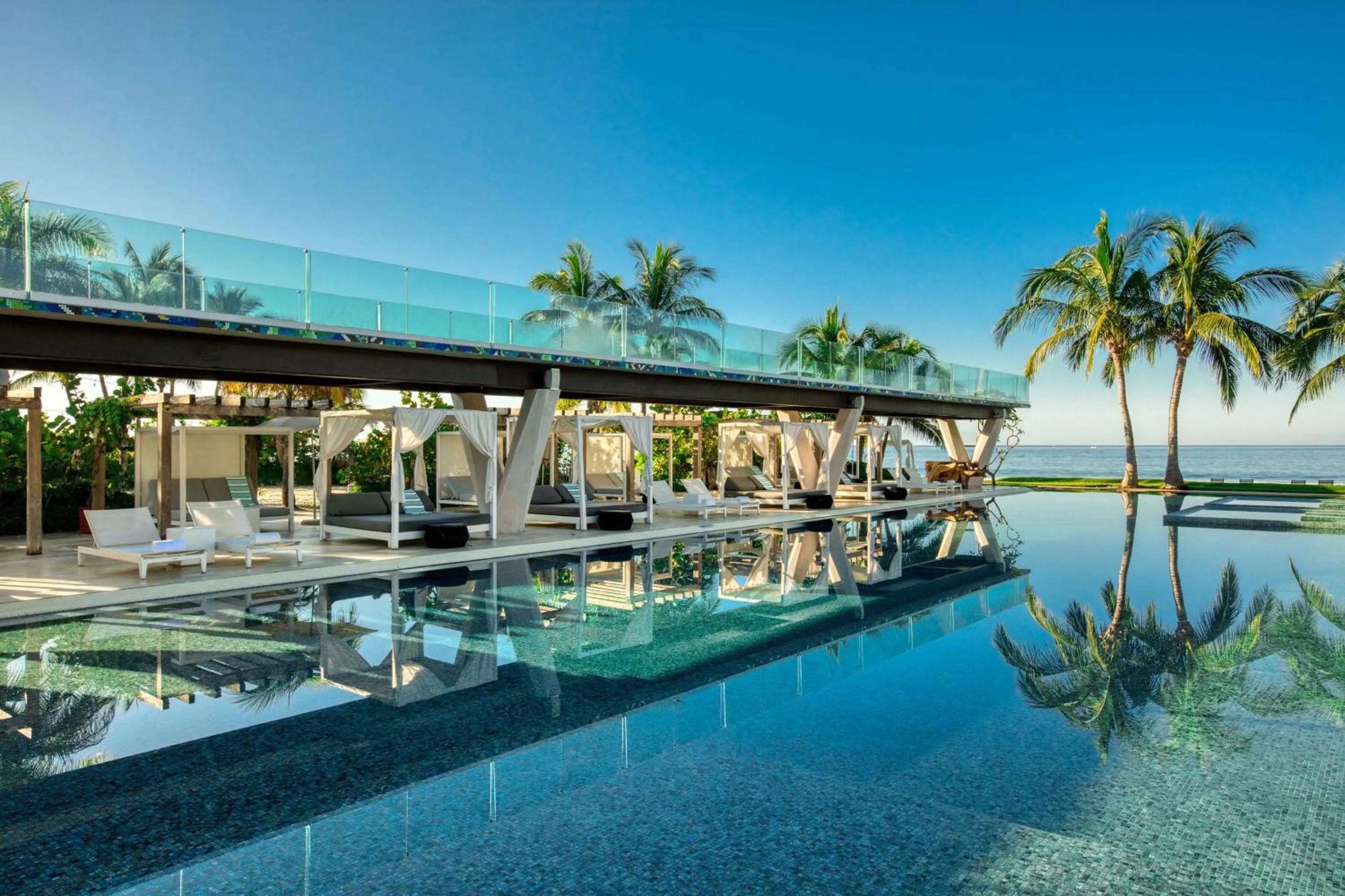 Area and facilities in W Punta de Mita