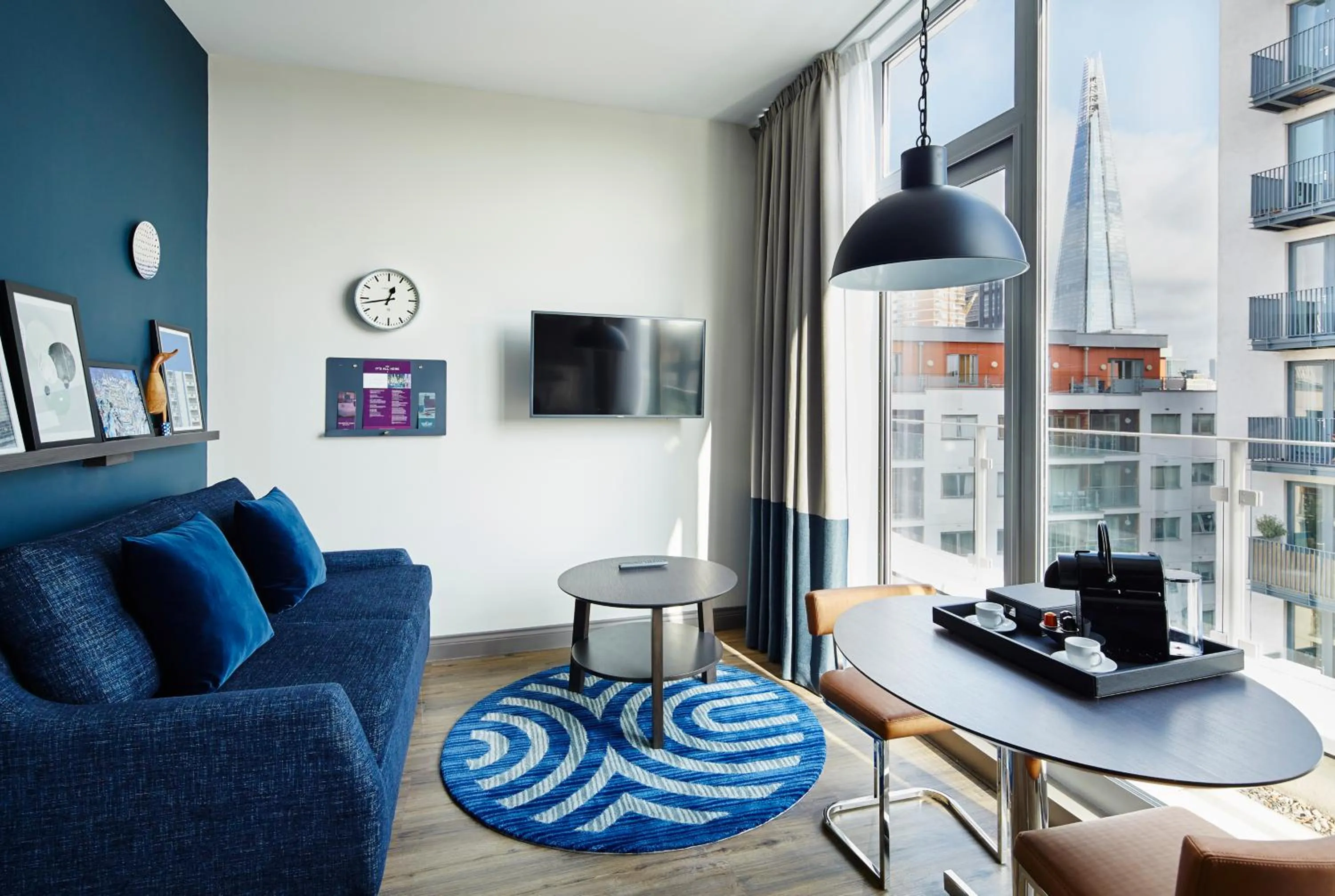 Living room in Residence Inn by Marriott London Bridge