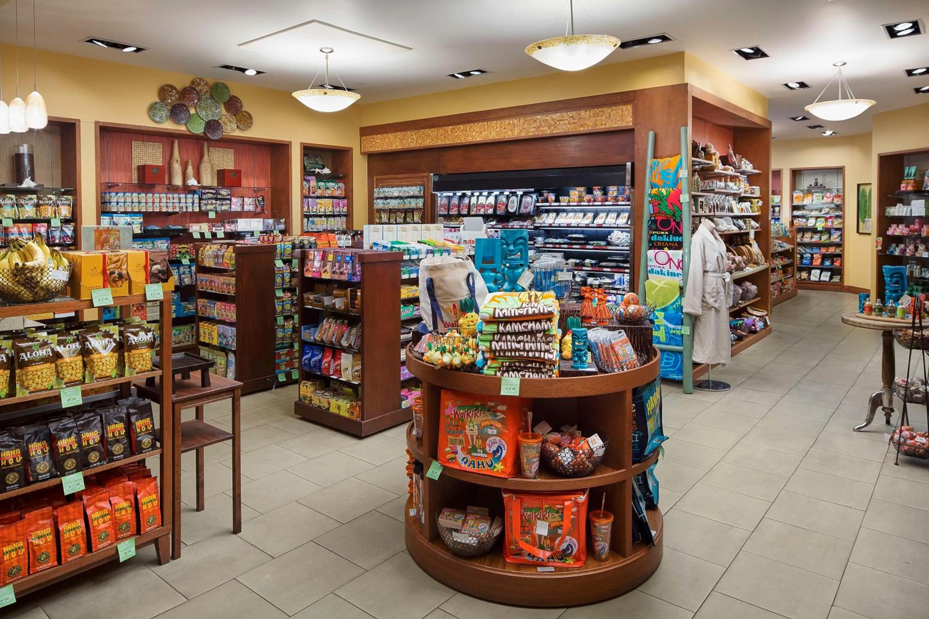 On-site shops in Hilton Grand Vacation Club The Grand Islander Waikiki Honolulu